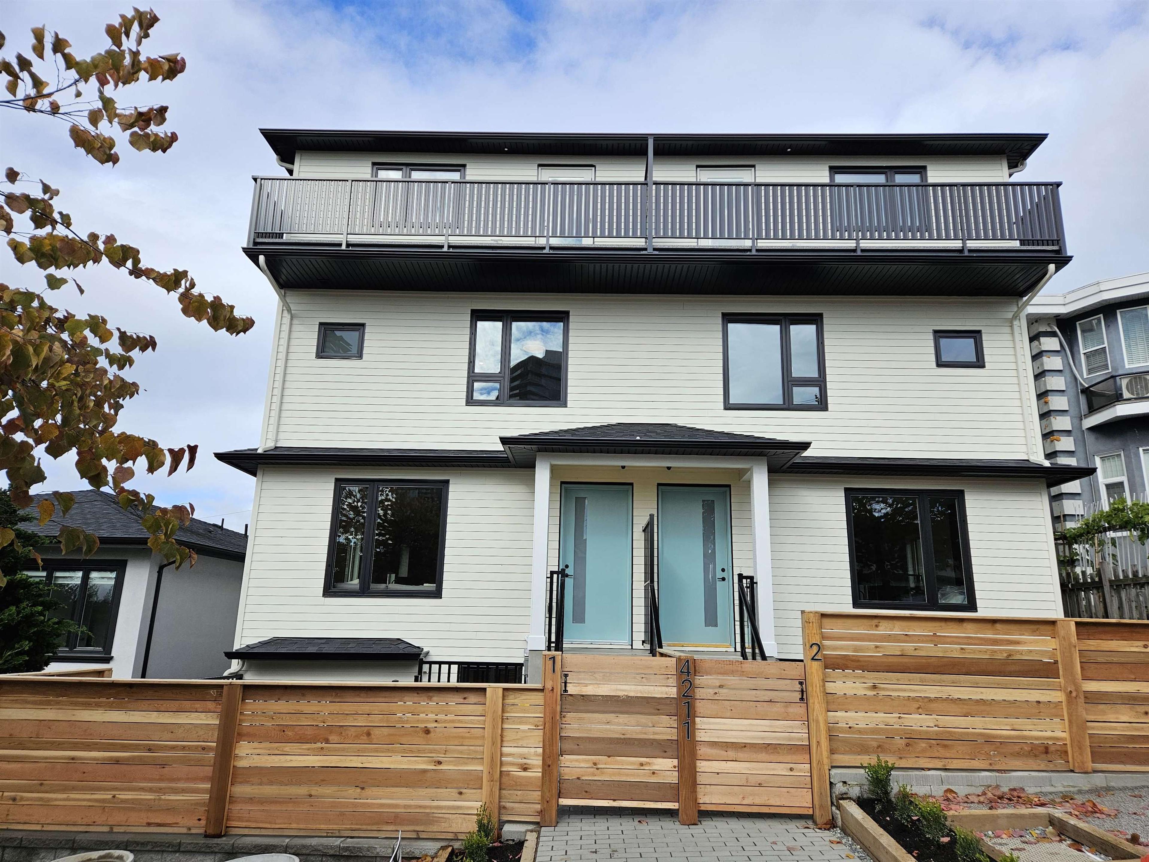 4211 Graveley Street, Burnaby - Exteriors - Photo 1