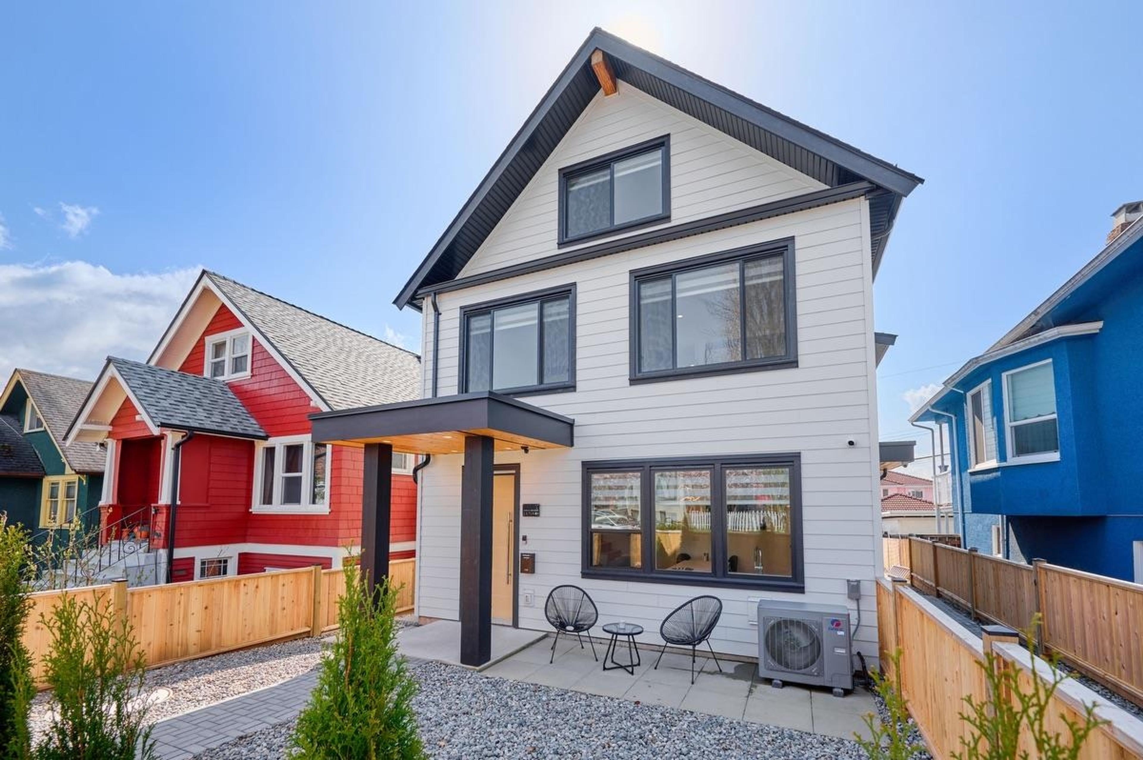 2838 Turner Street, Vancouver - Exteriors - Photo 1