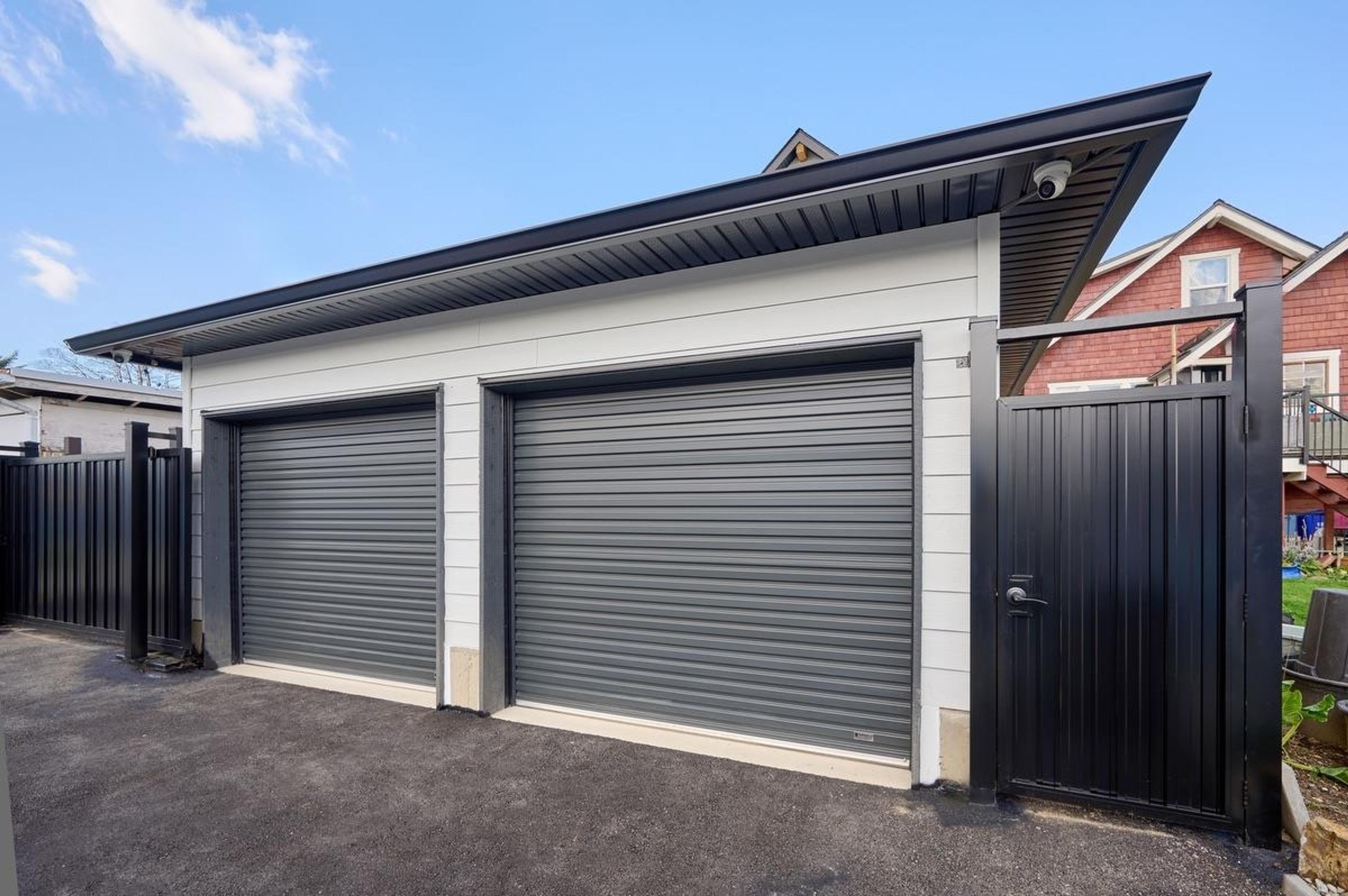 2838 Turner Street, Vancouver - Exteriors - Photo 2