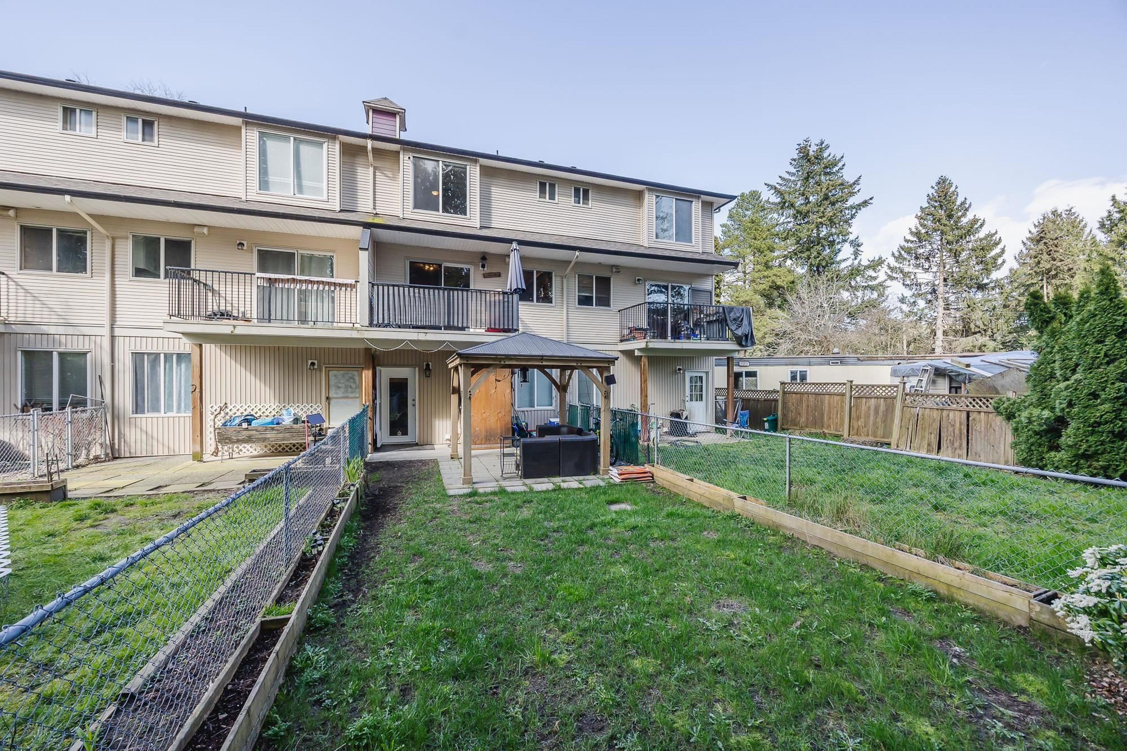 46608 Yale Road, Chilliwack - Exteriors - Full Complex View - Photo 4