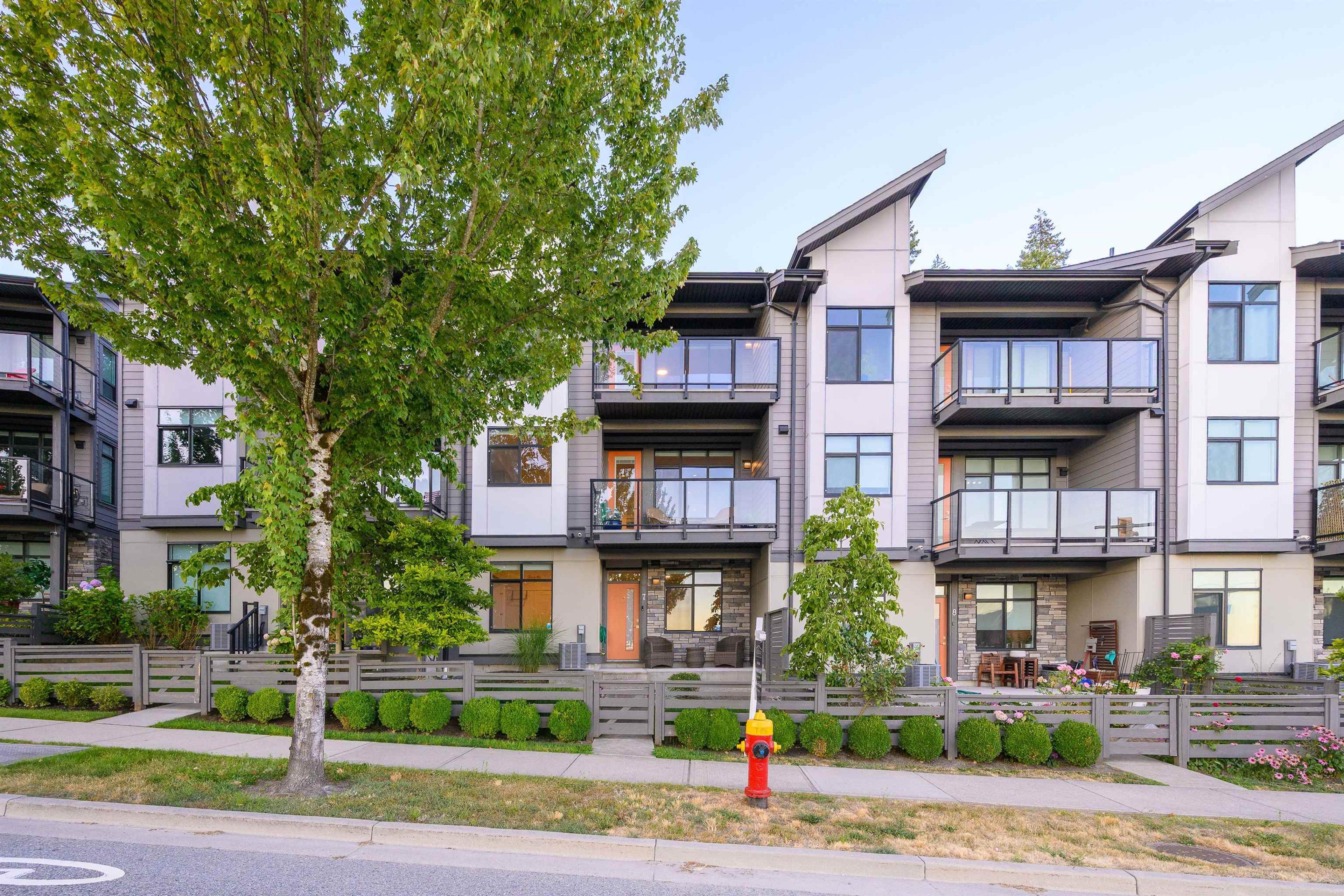 3535 Princeton Avenue, Coquitlam - Exteriors - Full Complex View - Photo 4