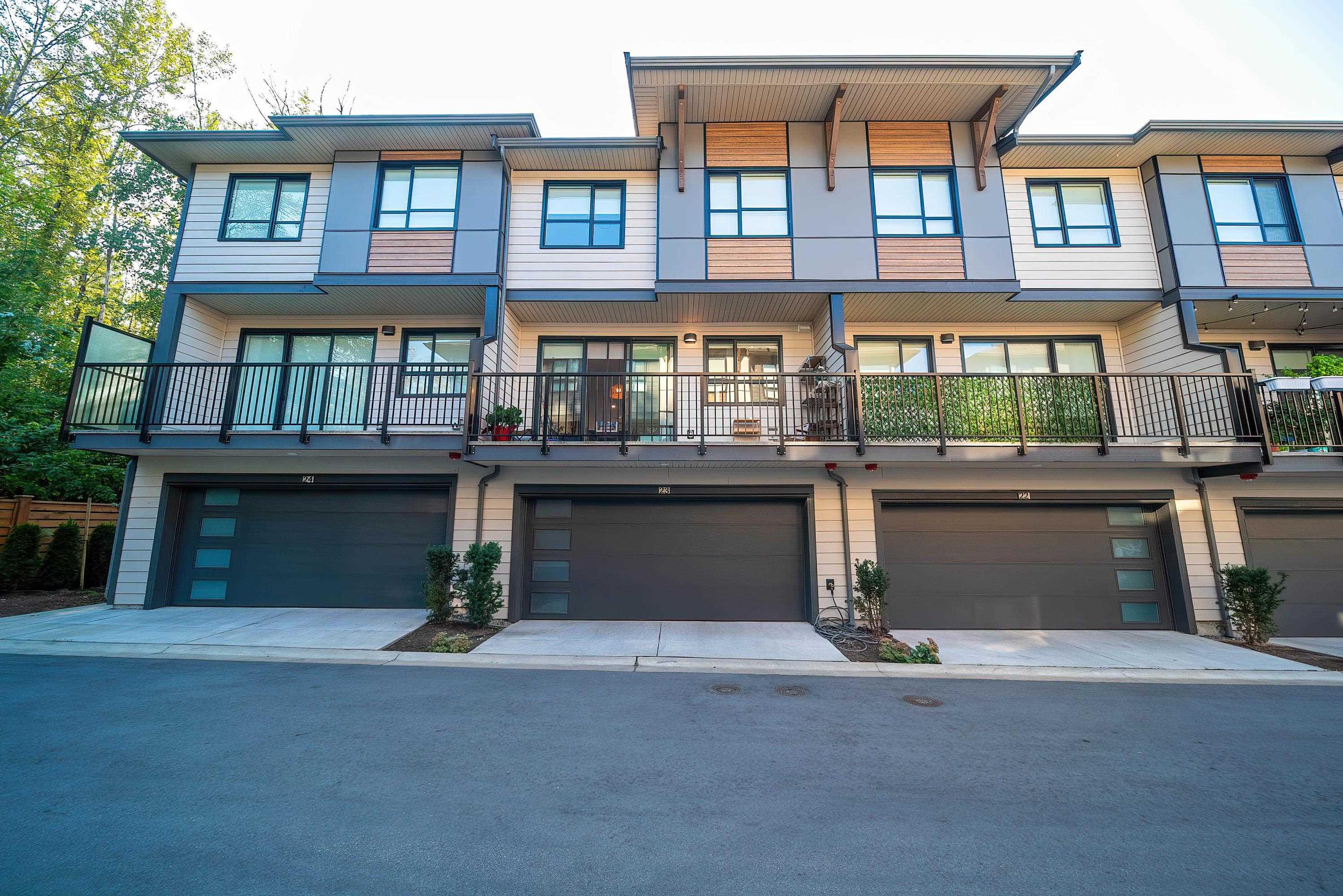 19918 75a Avenue, Langley - Exteriors - Full Complex View - Photo 1