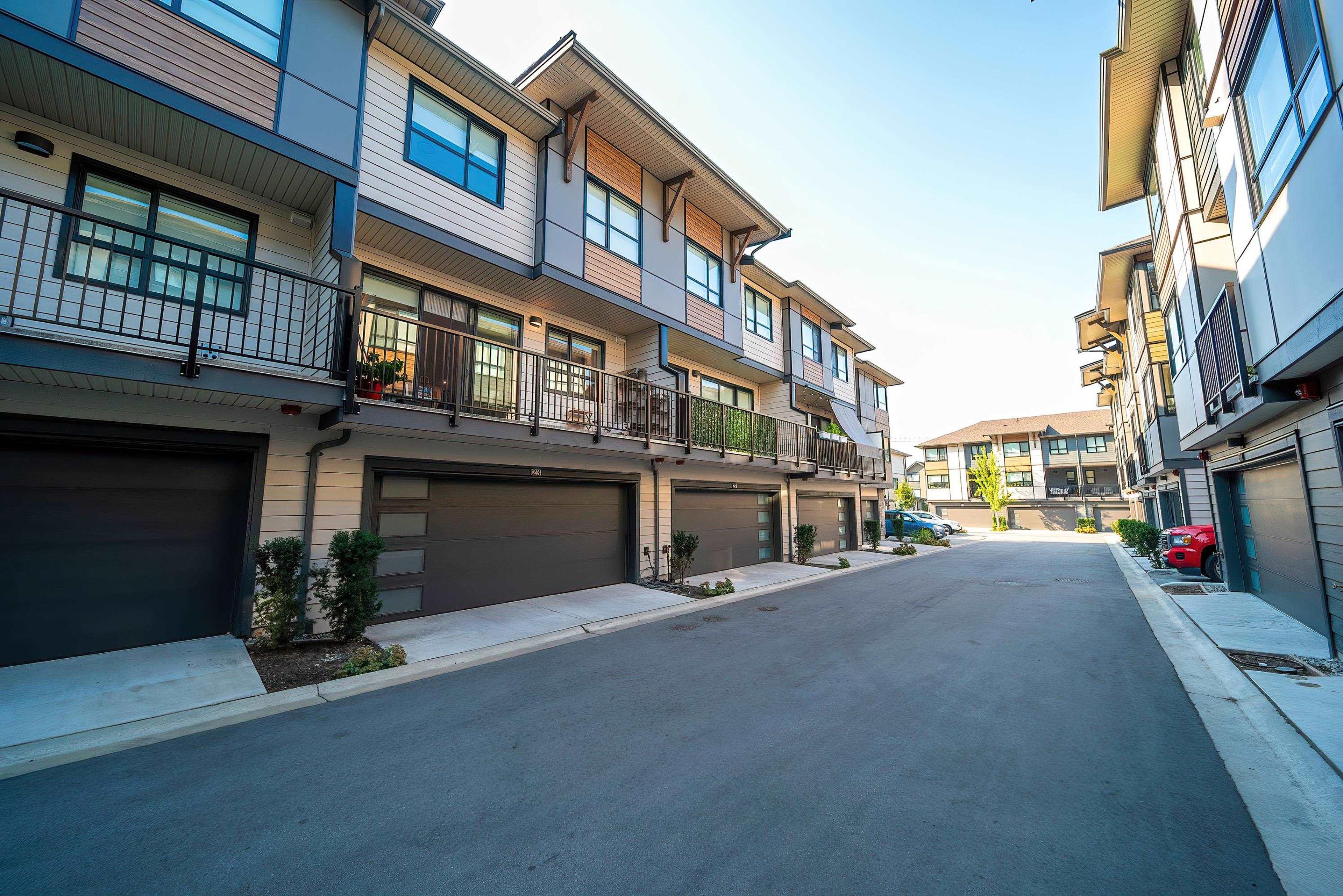 19918 75a Avenue, Langley - Exteriors - Full Complex View - Photo 7