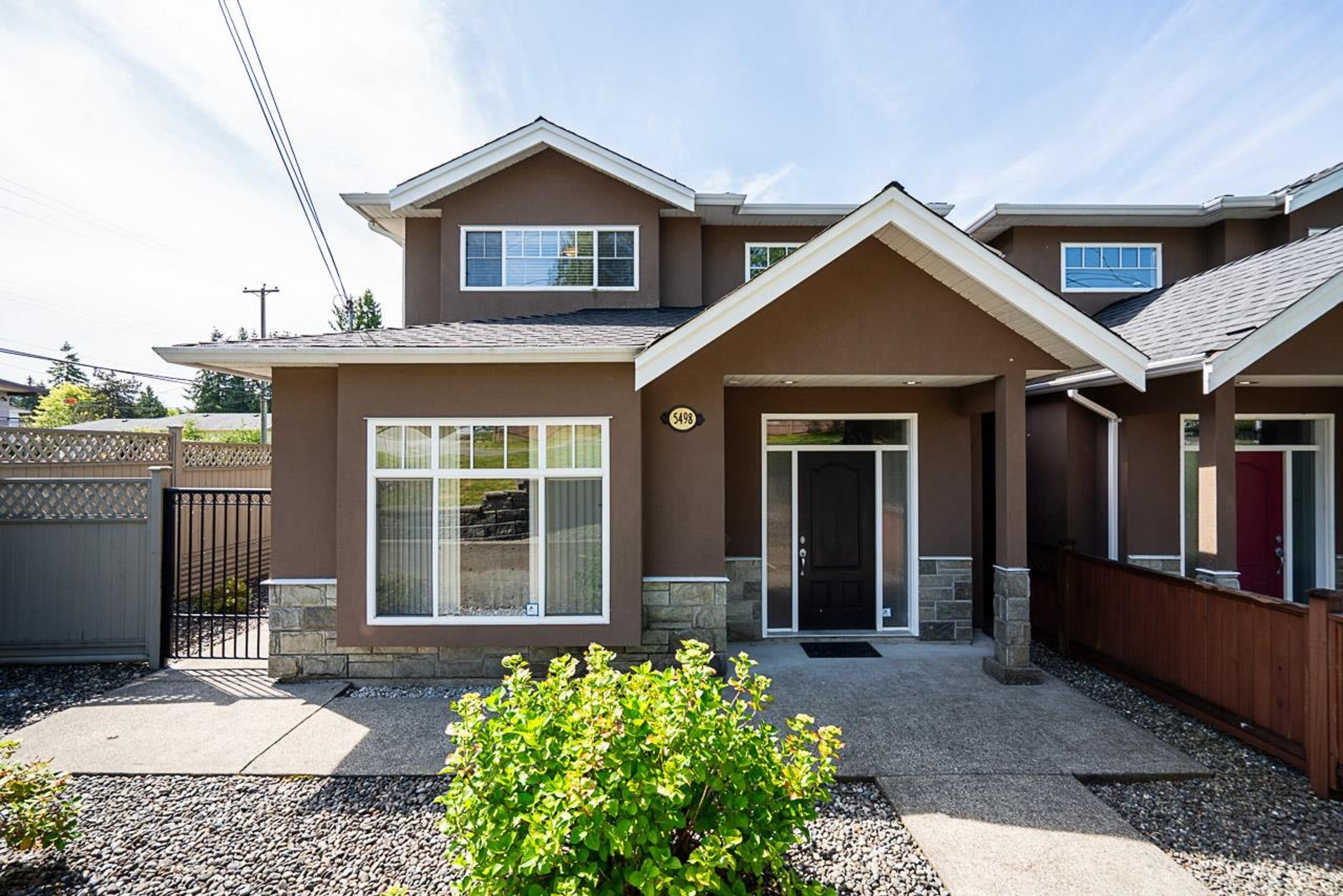 5498 Venables Street, Burnaby - Exteriors - Photo 1