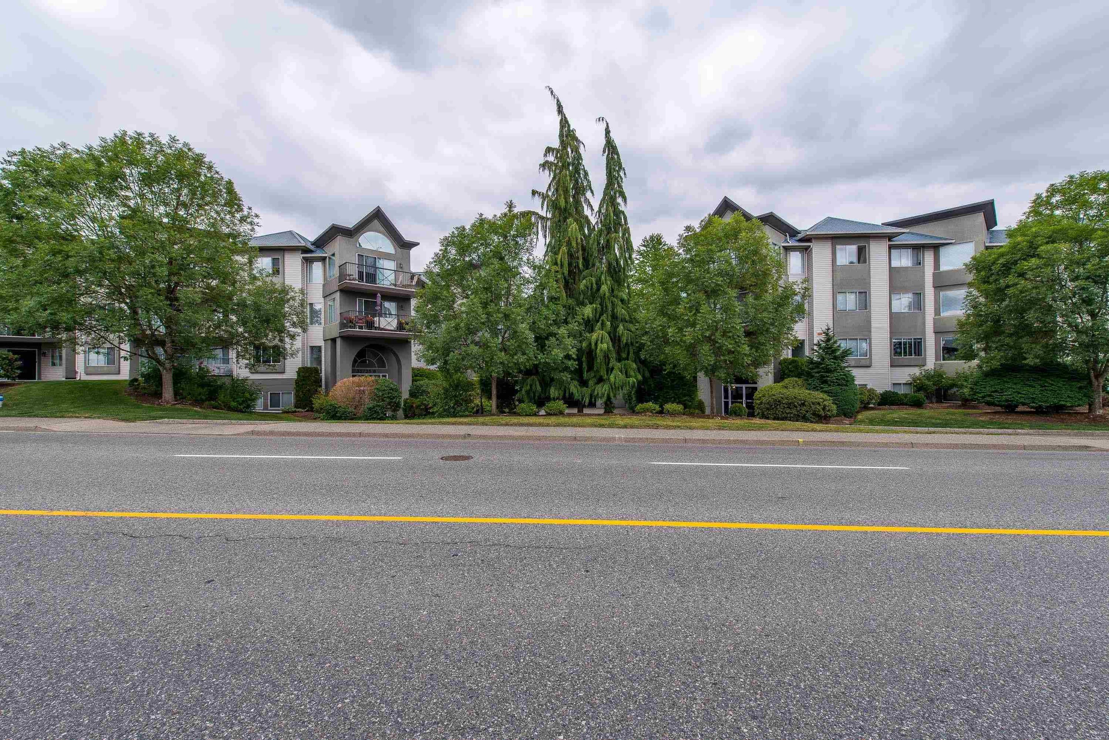 32725 George Ferguson Way, Abbotsford - Exteriors - Full Complex View - Photo 4