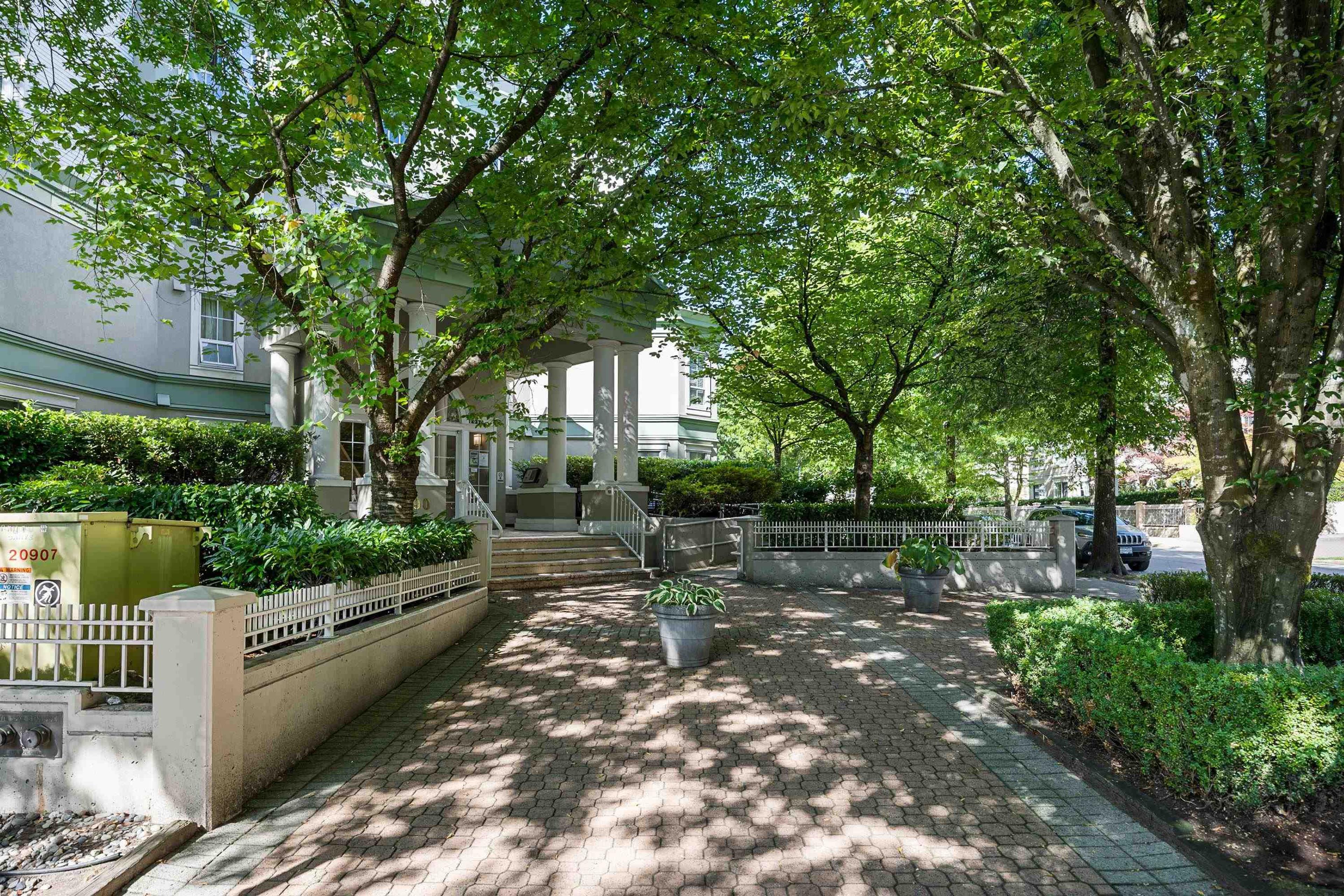 2990 Princess Crescent, Coquitlam - Exteriors - Photo 2