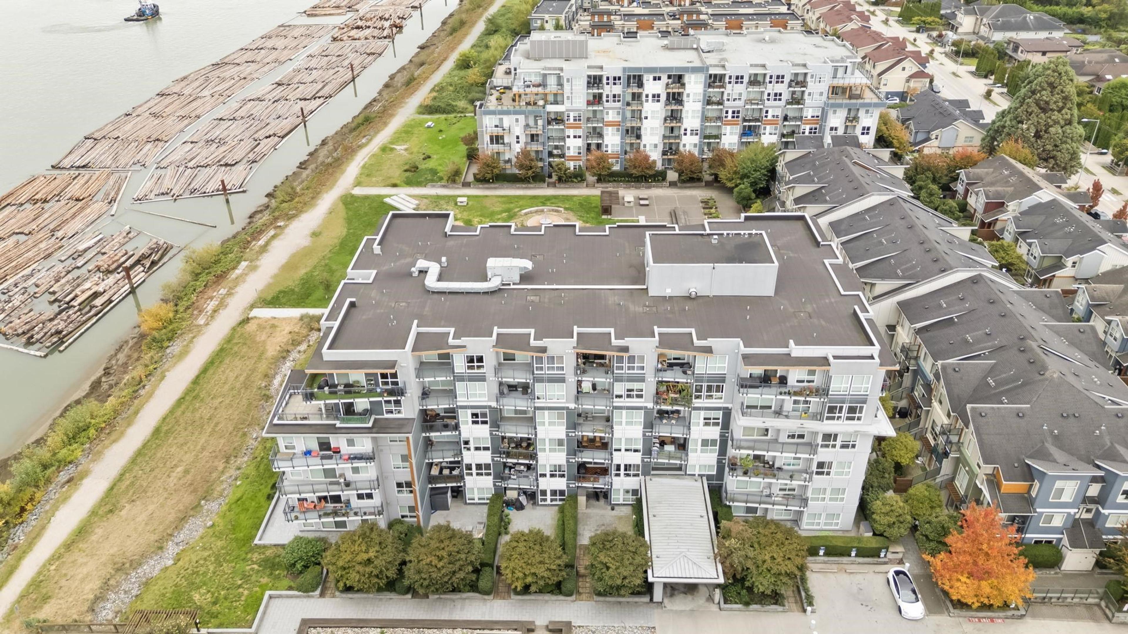 10155 River Drive, Richmond - Exteriors - Full Complex View, Drone/Aerial View - Photo 3