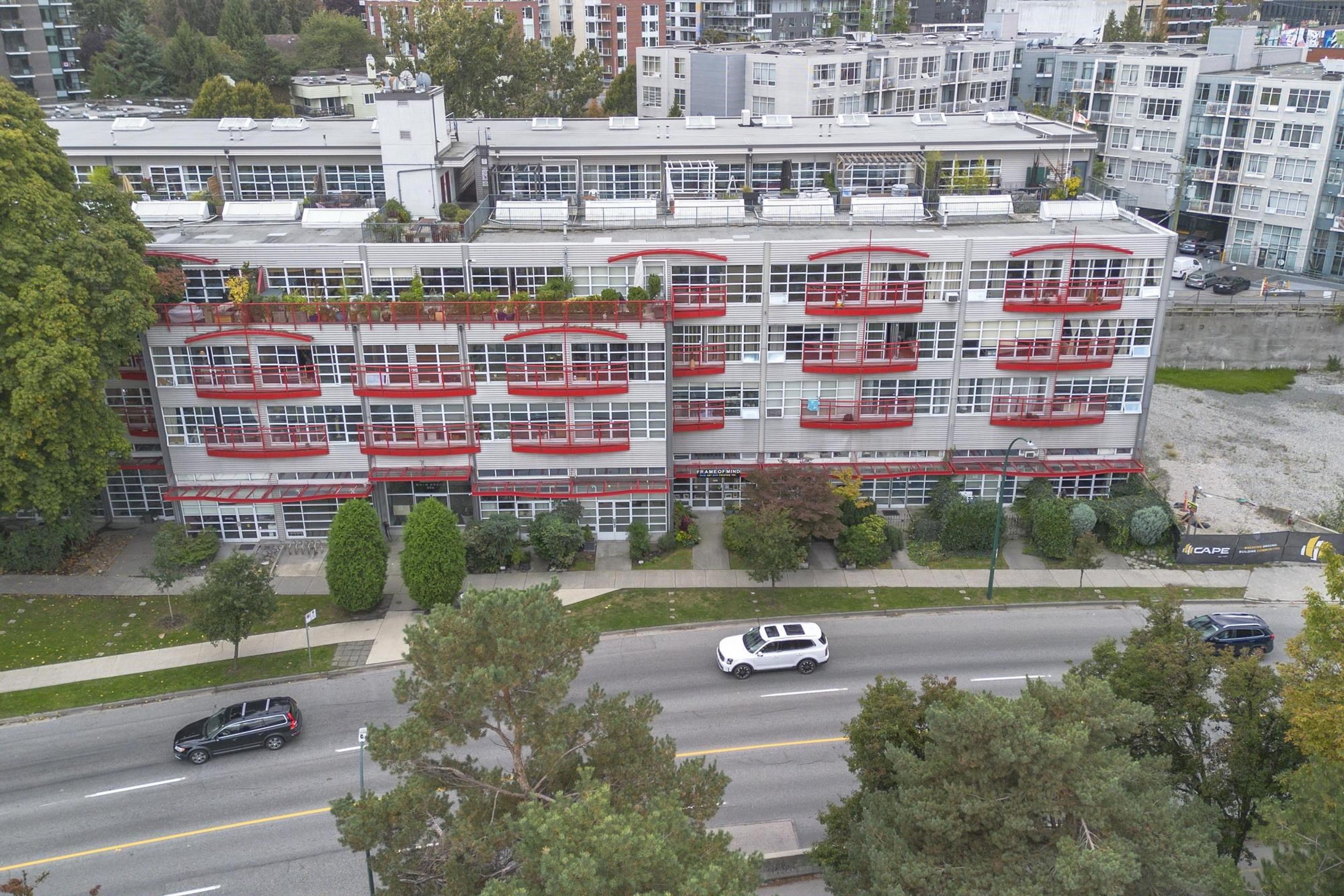 350 E 2nd Avenue, Vancouver - Exteriors - Drone/Aerial View - Photo 4