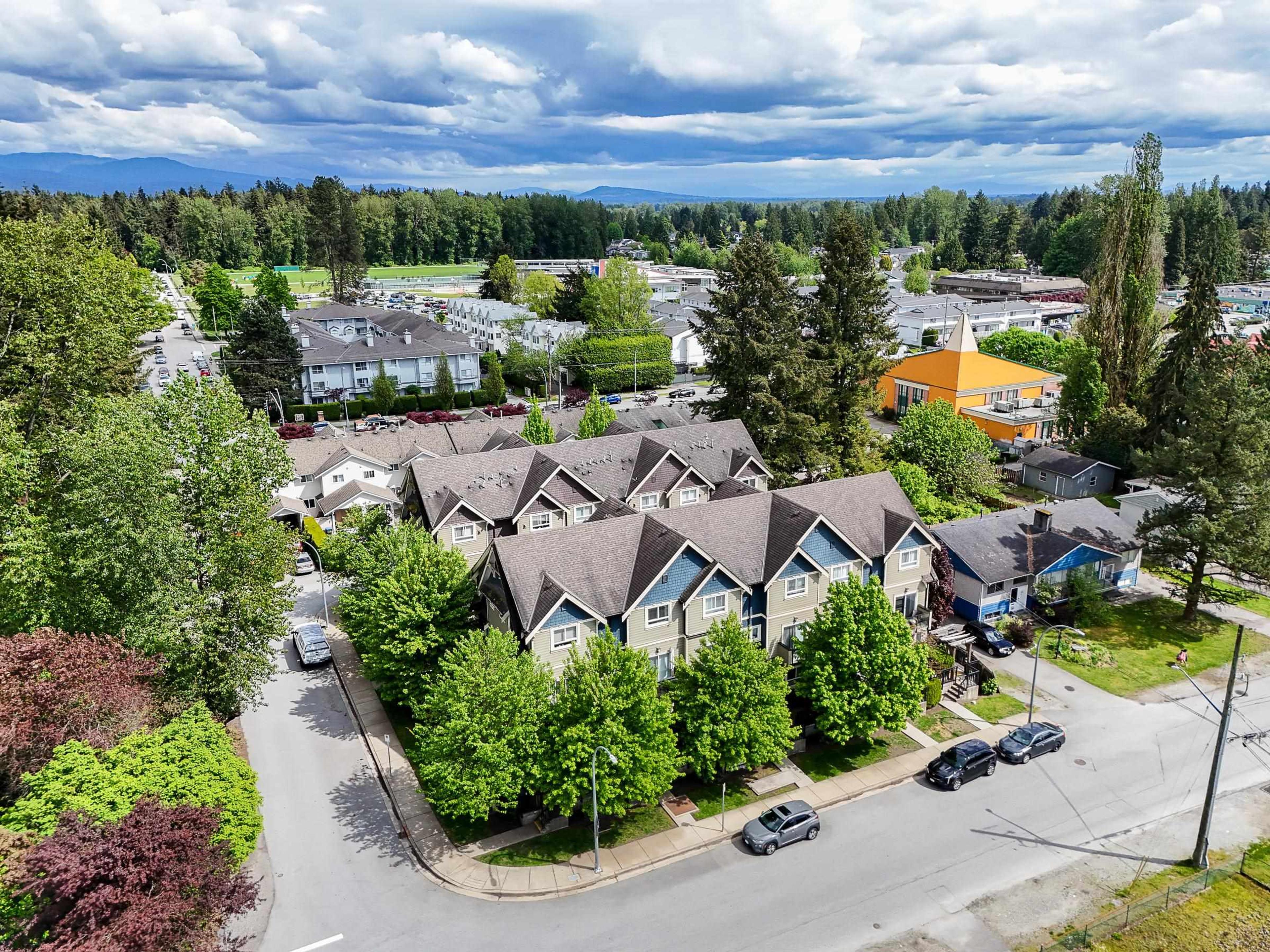 3488 Sefton Street, Port Coquitlam - Exteriors - Full Complex View, Drone/Aerial View - Photo 8