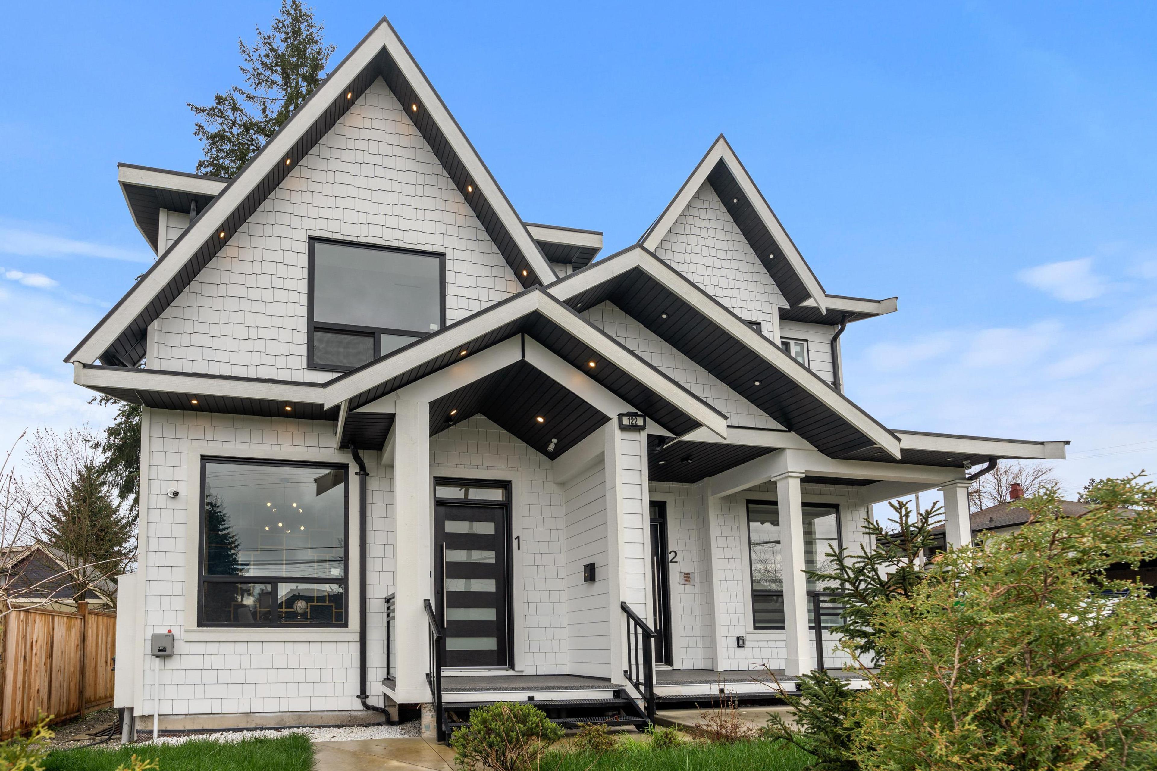 122 Eighth Avenue, New Westminster - Exteriors - Photo 1