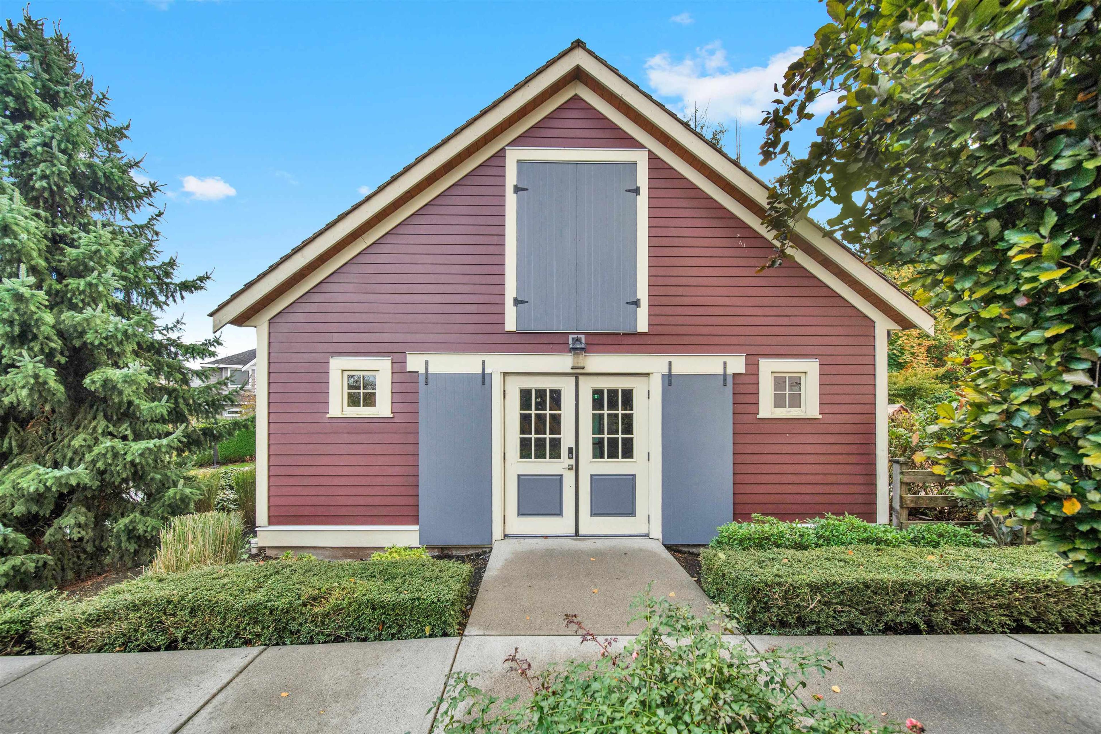 16488 64 Avenue, Surrey - Exteriors - Photo 2