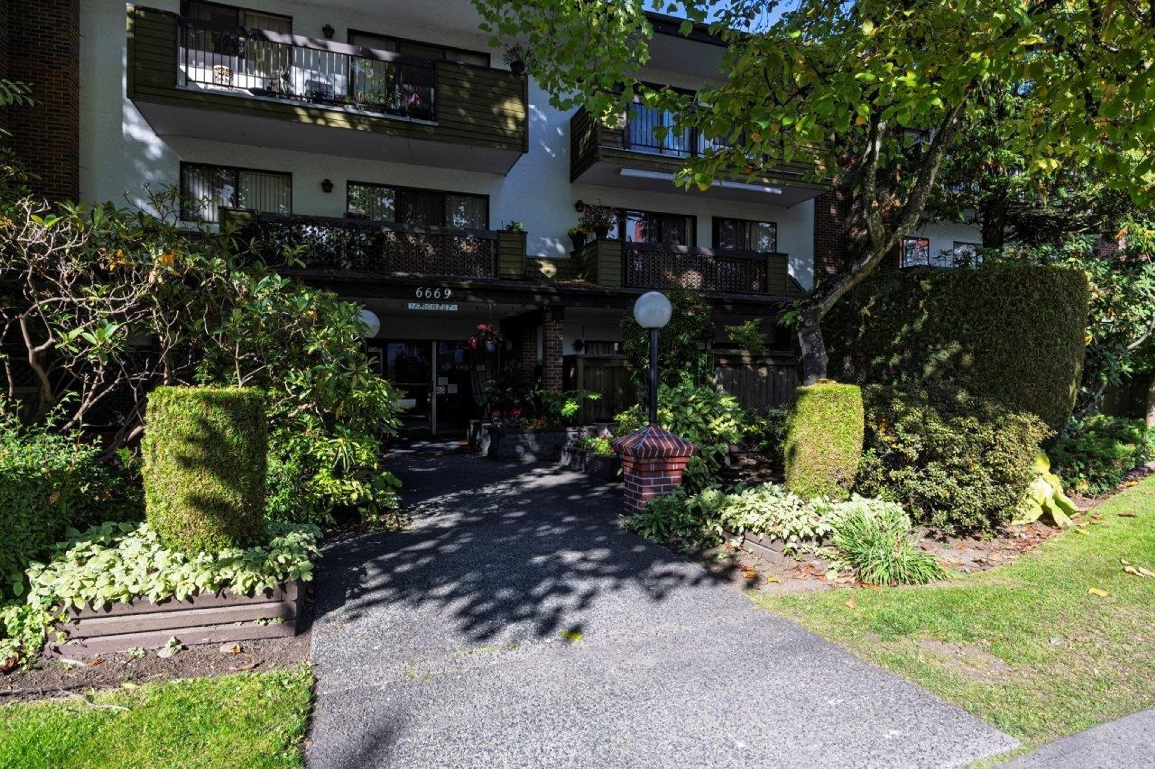 6669 Telford Avenue, Burnaby - Exteriors - Photo 1