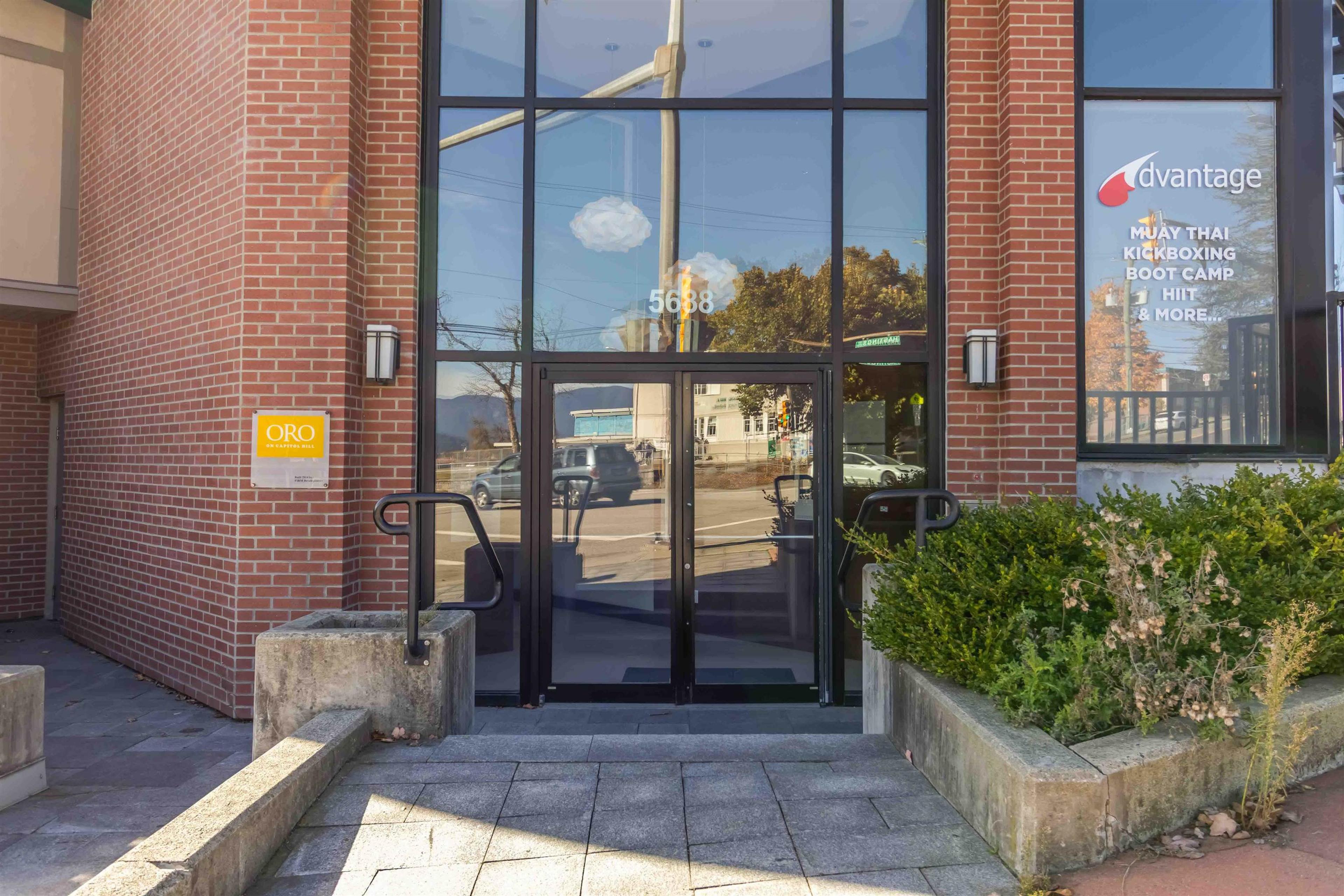 5688 Hastings Street, Burnaby - Exteriors - Photo 2