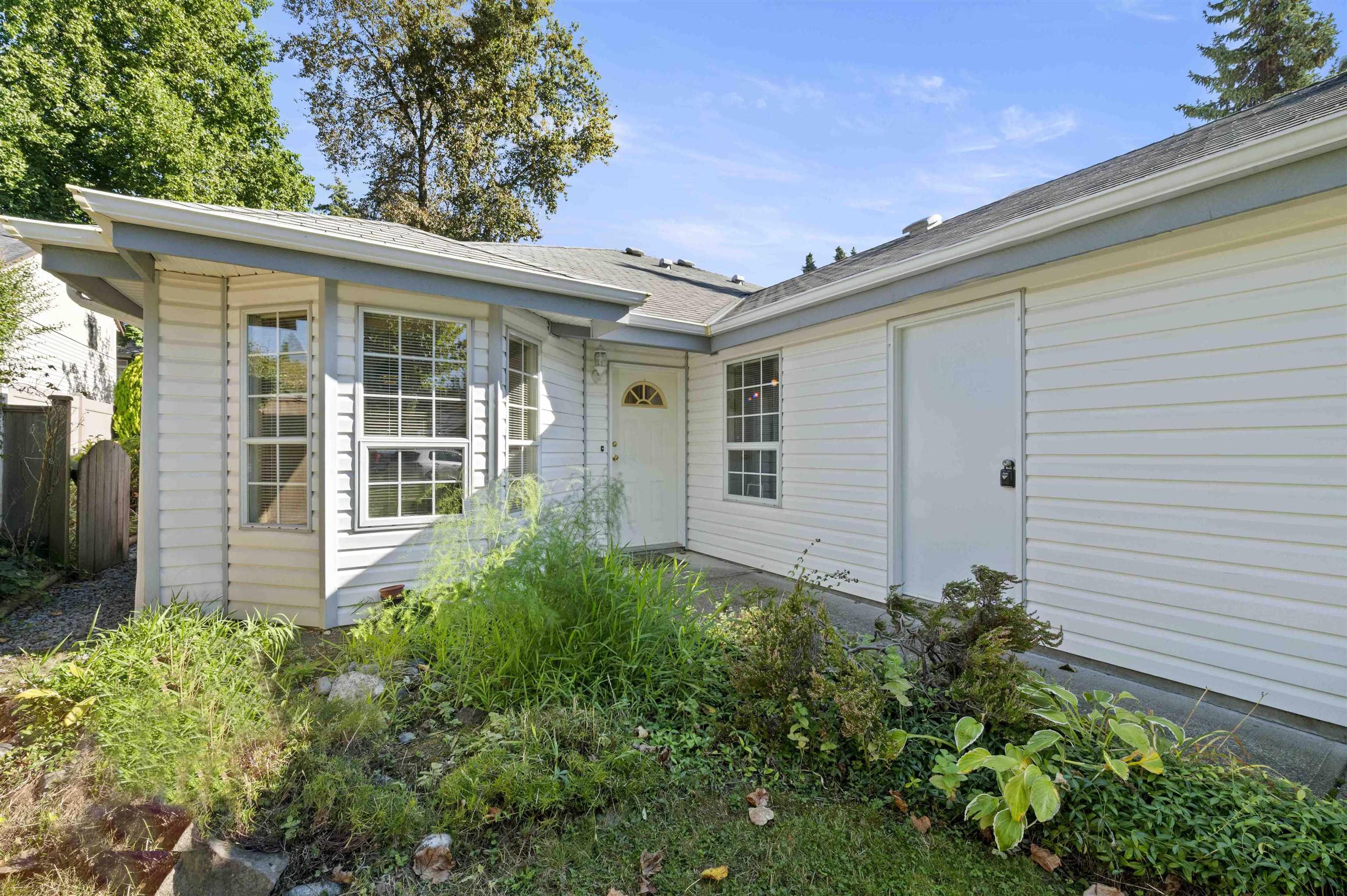 12247 92nd Avenue, Surrey - Exteriors - Photo 4