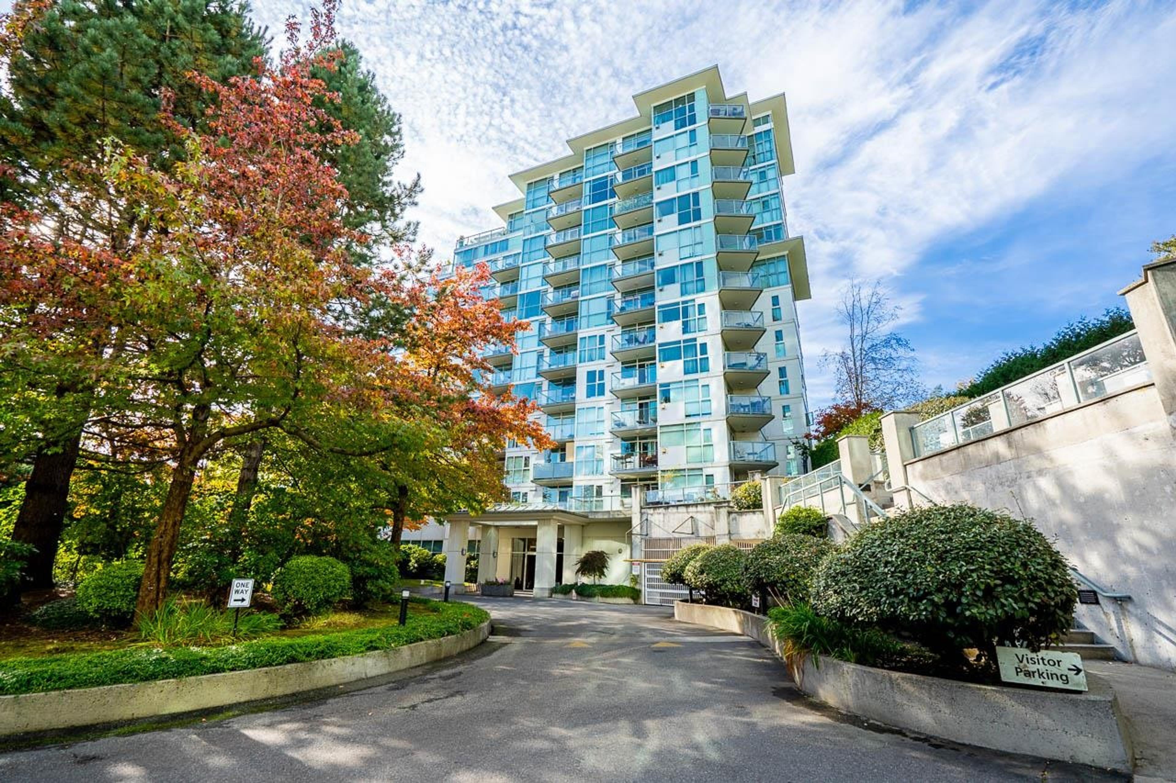 2733 Chandlery Place, Vancouver - Exteriors - Full Complex View - Photo 1