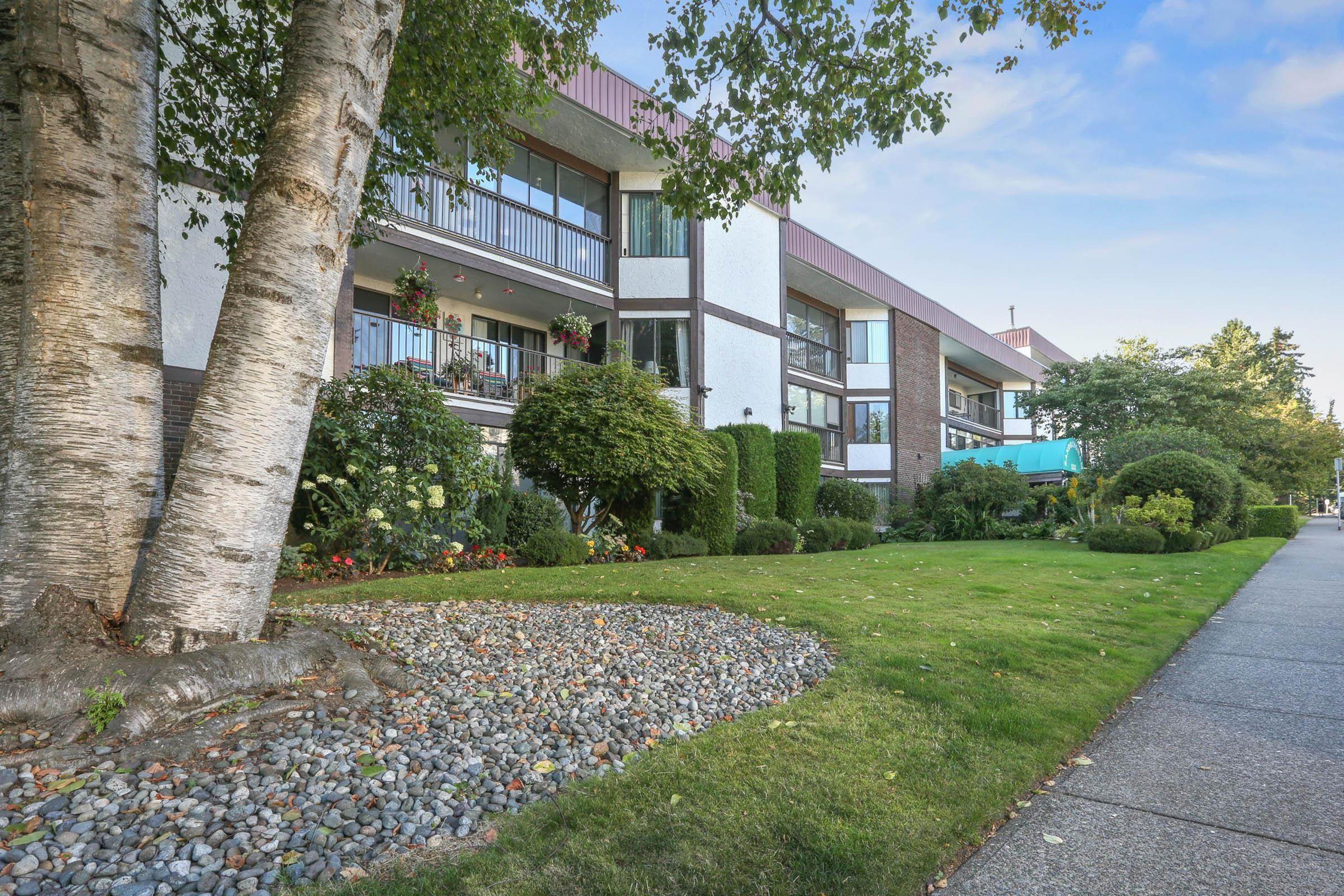 1521 Blackwood Street, White Rock - Exteriors - Full Complex View - Photo 3
