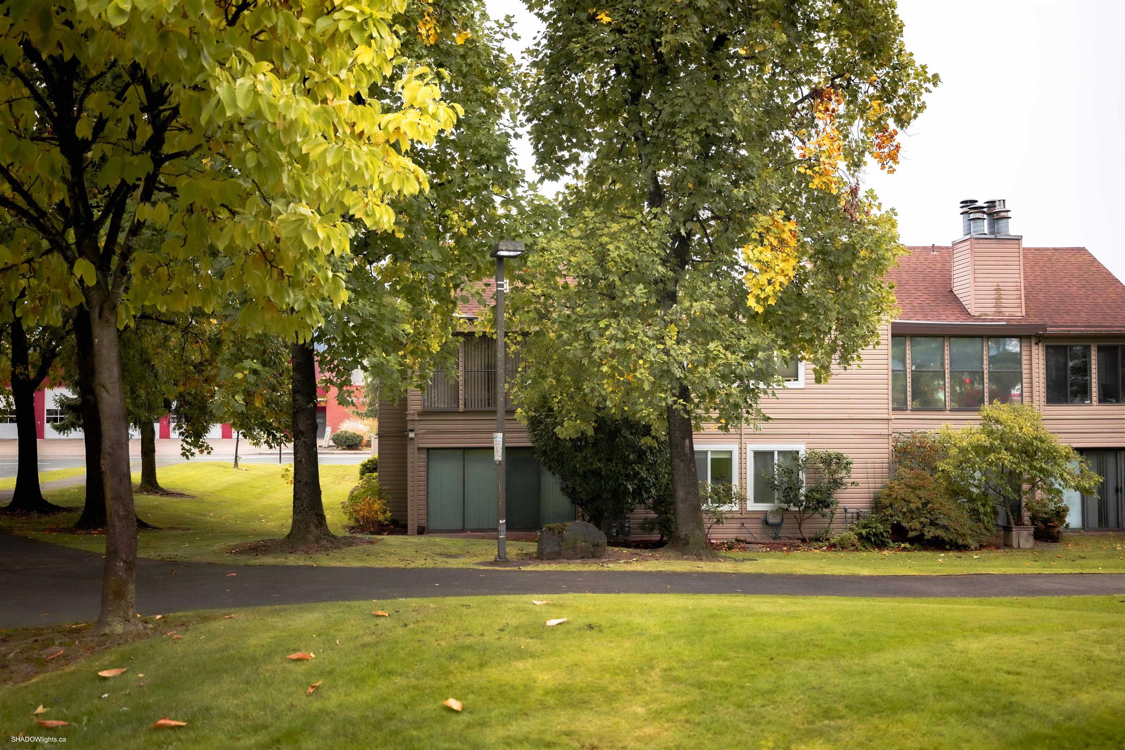 45915 Cheam Avenue, Chilliwack - Exteriors - Photo 2