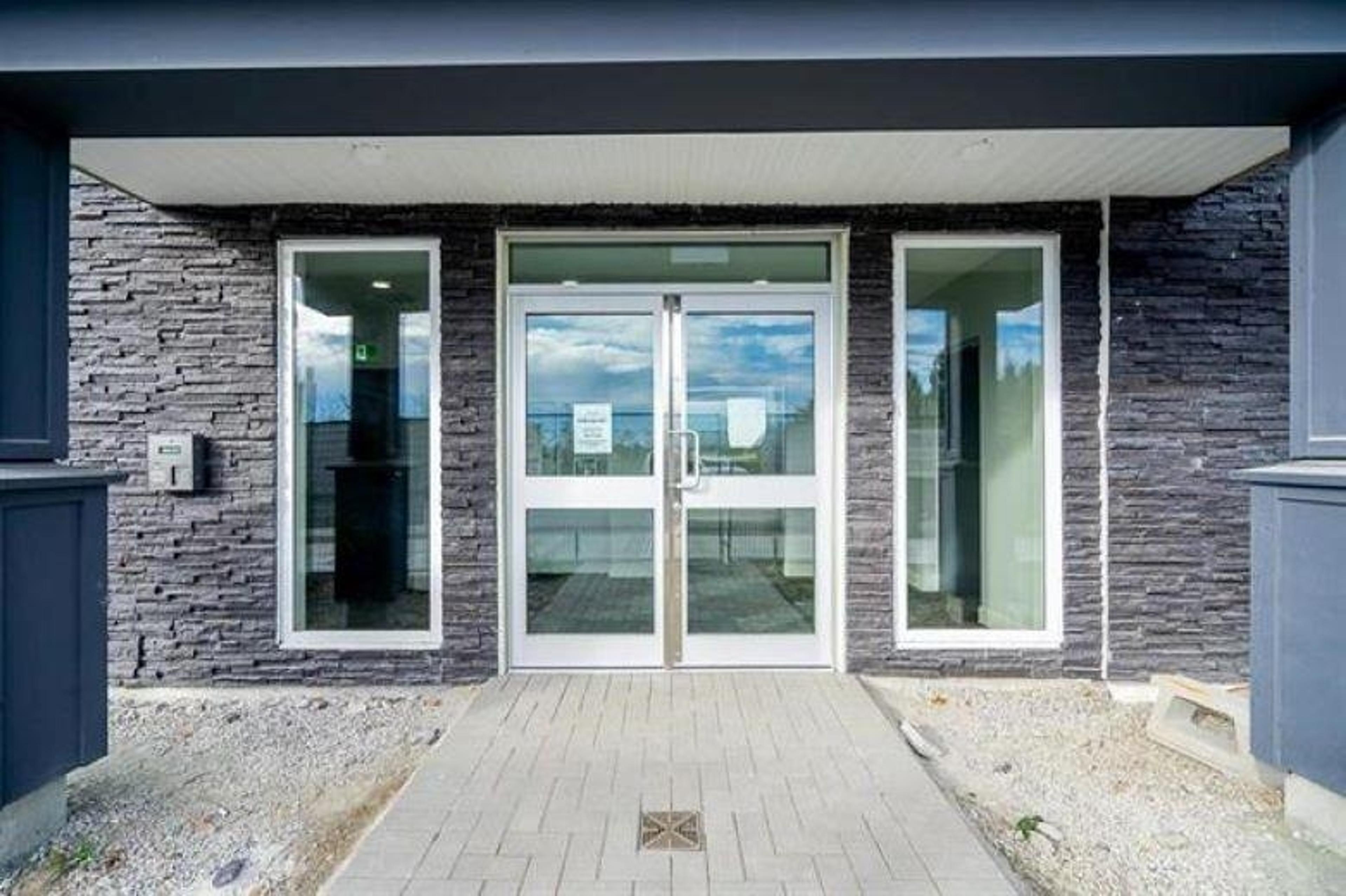 20081 68 Avenue, Langley - Exteriors - Photo 1