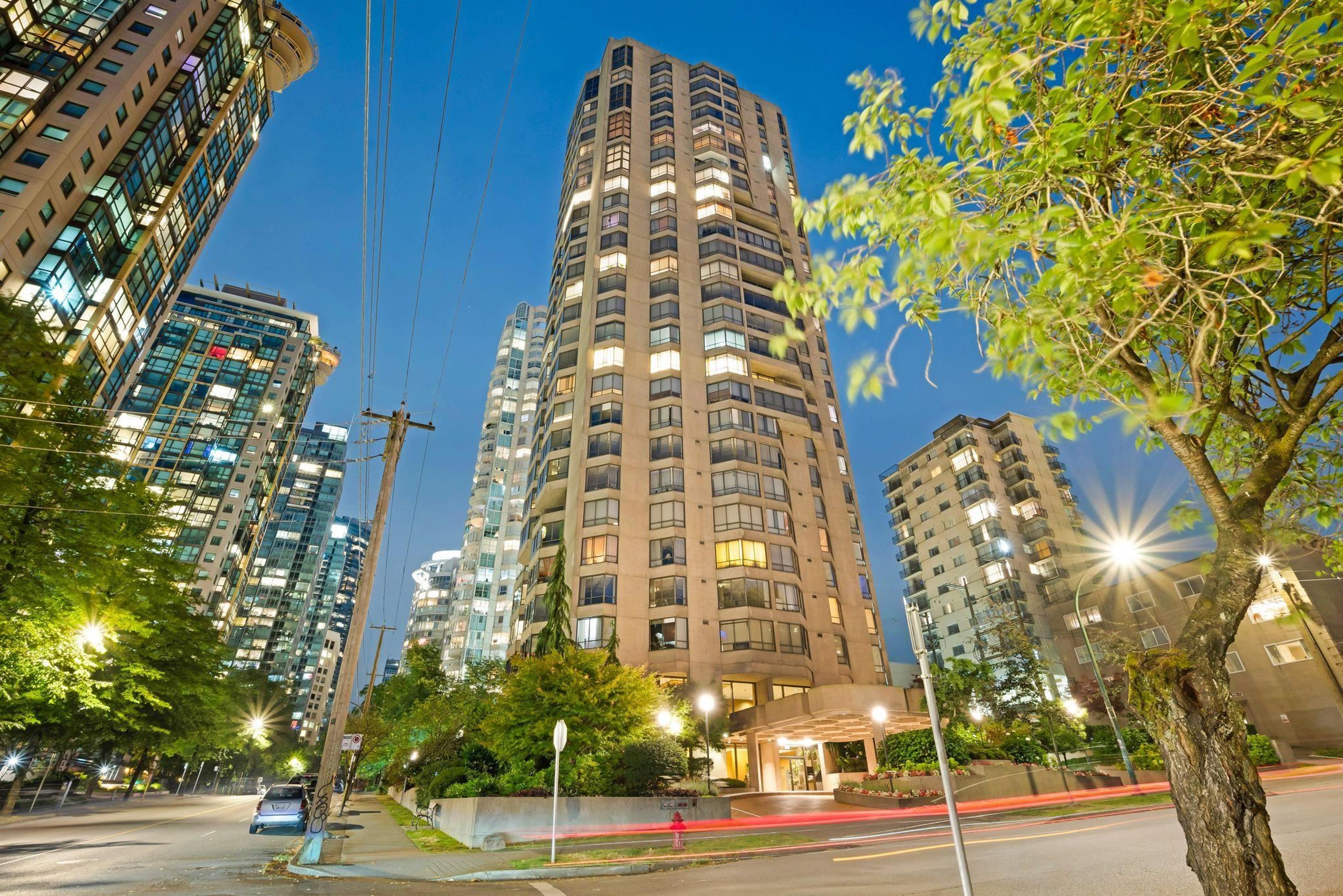 738 Broughton Street, Vancouver - Exteriors - Full Complex View - Photo 1