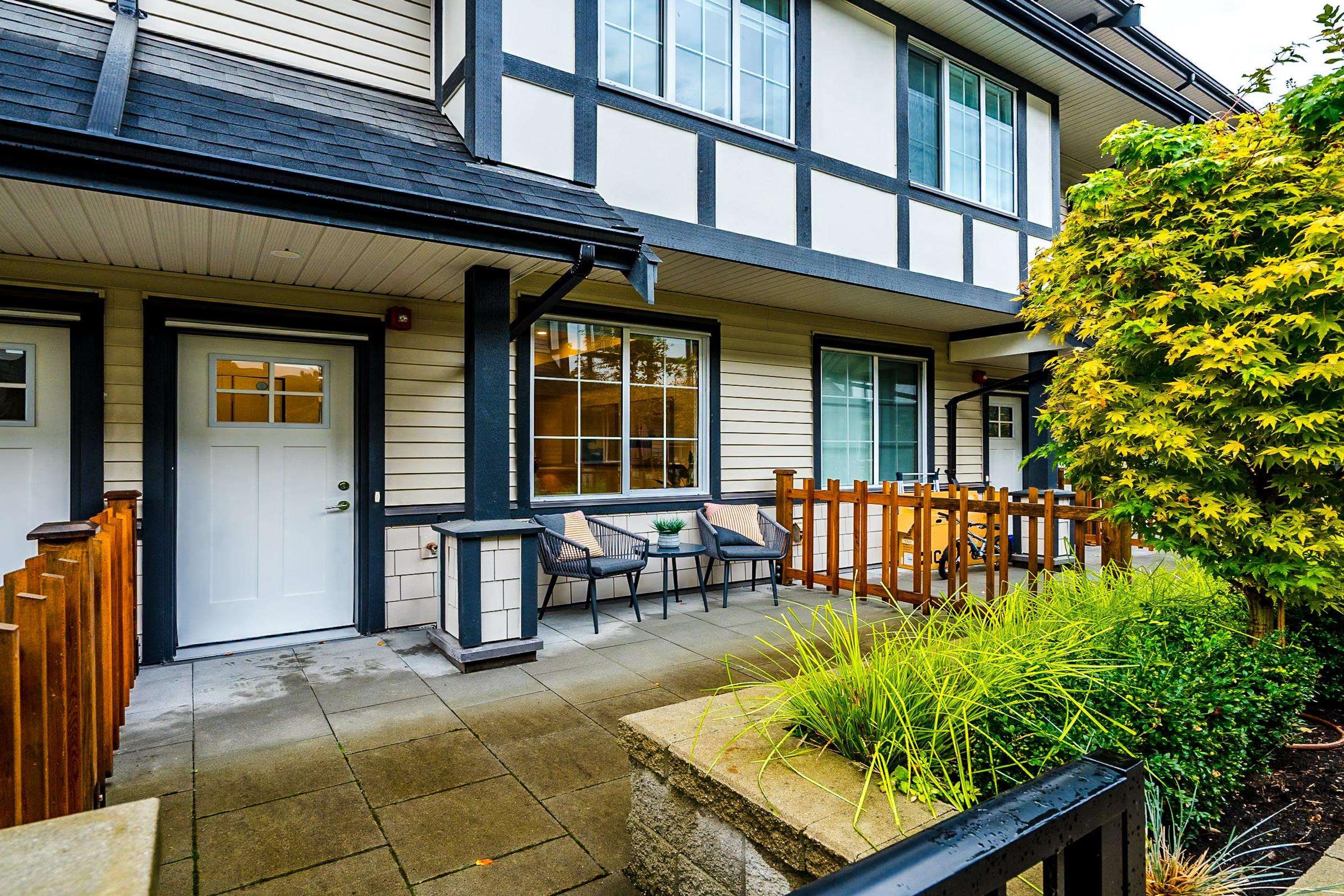 8888 Spires Road, Richmond - Exteriors - Photo 3