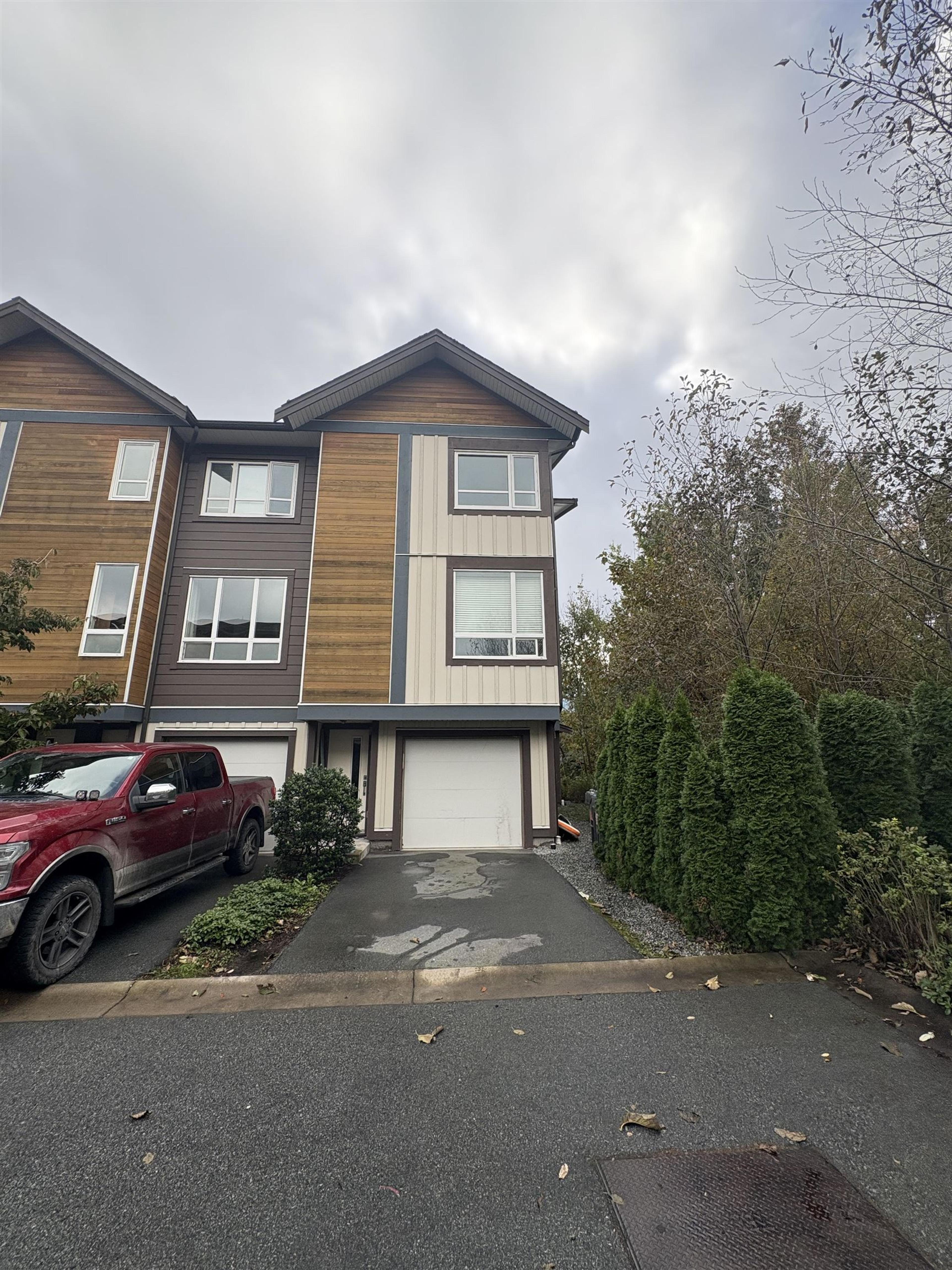 1188 Wilson Crescent, Squamish - Exteriors - Photo 3