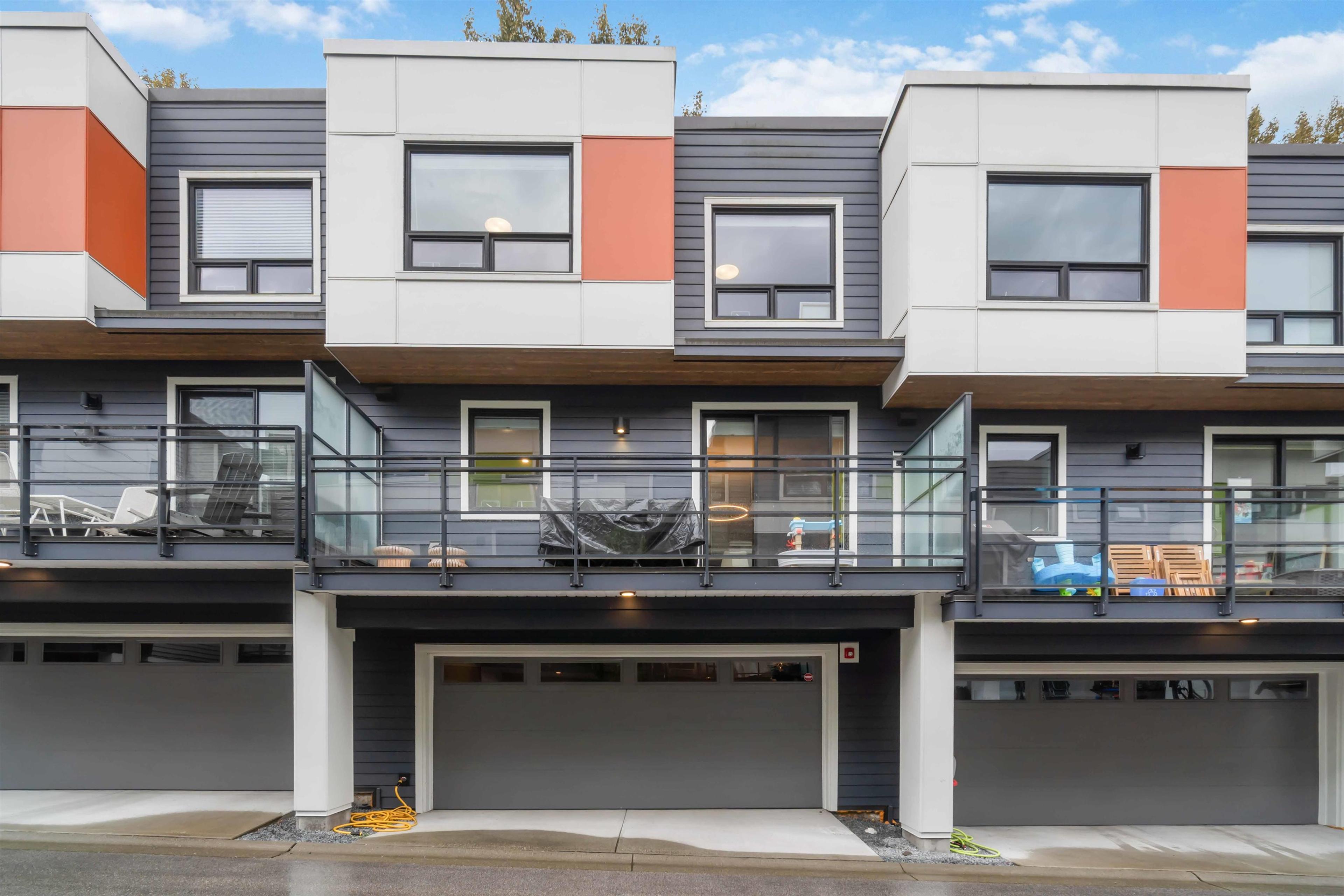 3105 St George Street, Port Moody - Exteriors - Full Complex View - Photo 3