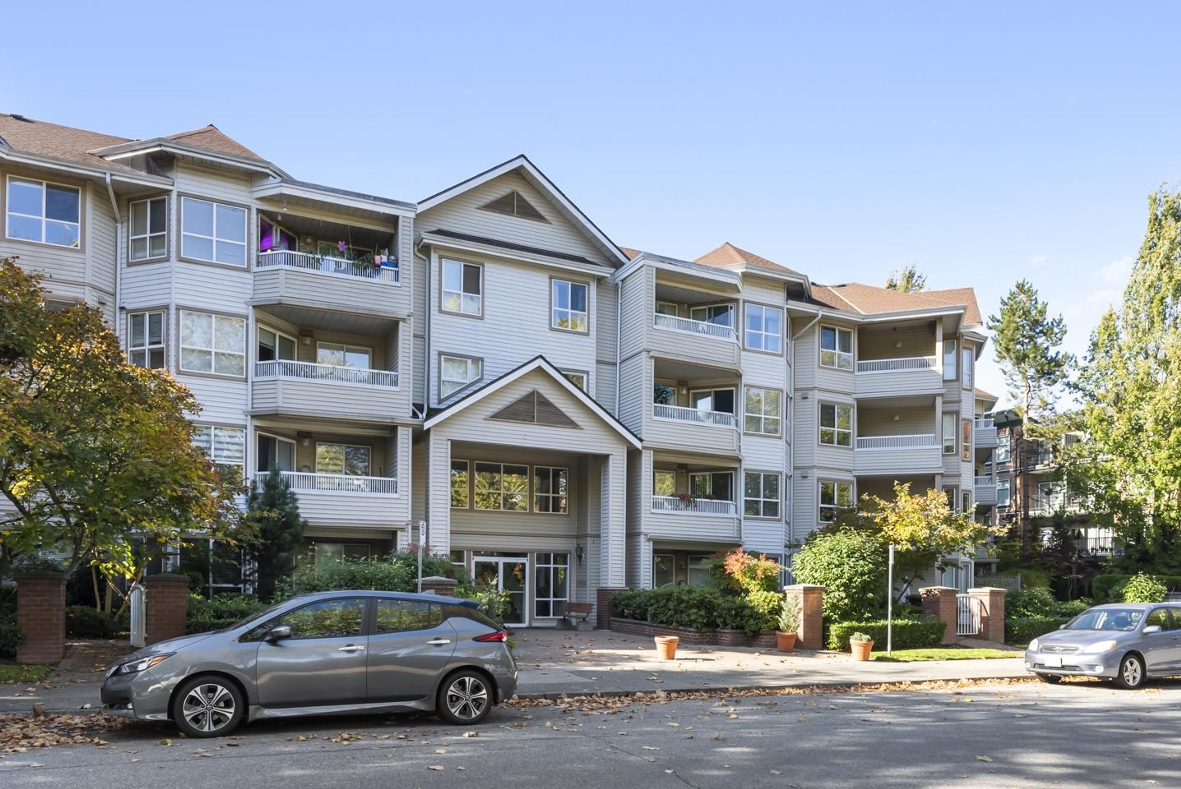 8139 121a Street, Surrey - Exteriors - Full Complex View - Photo 4