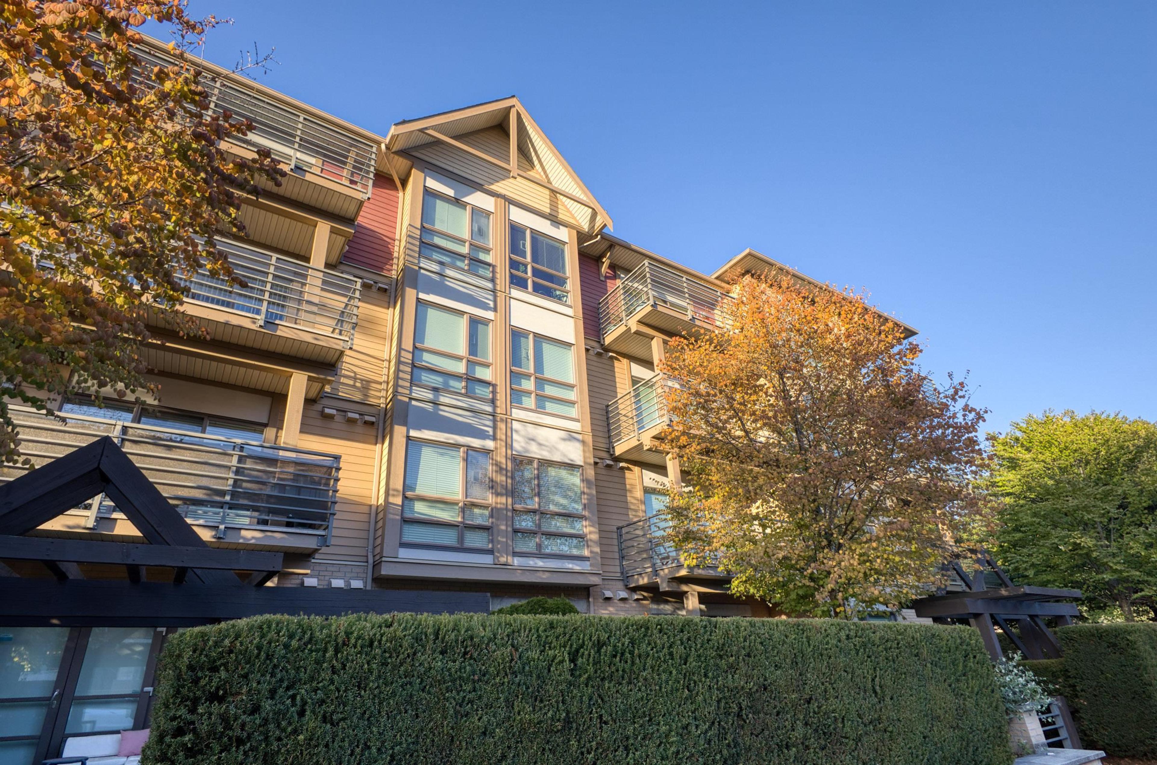 5811 177b Street, Surrey - Exteriors - Photo 3