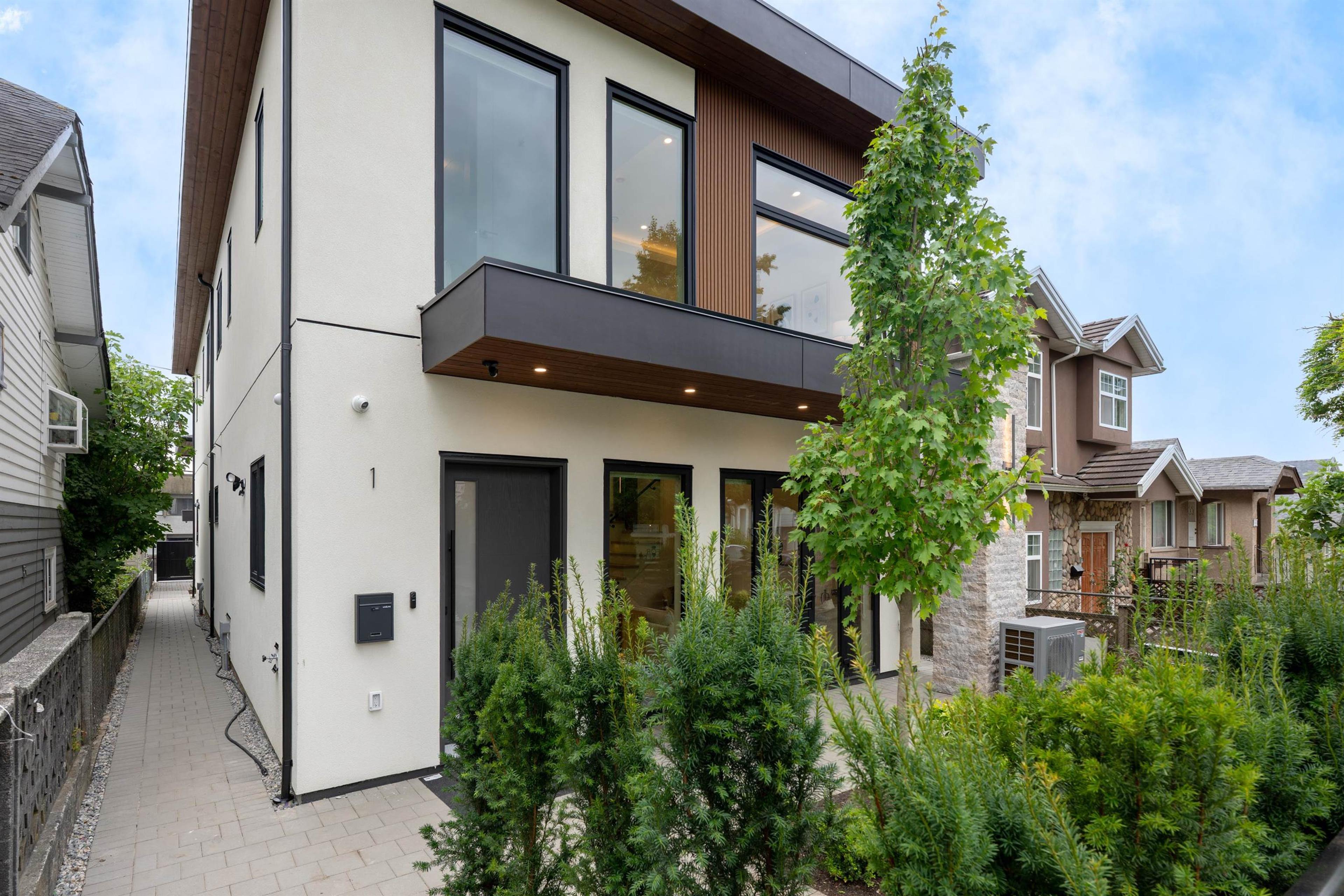 3466 Franklin Street, Vancouver - Exteriors - Photo 3