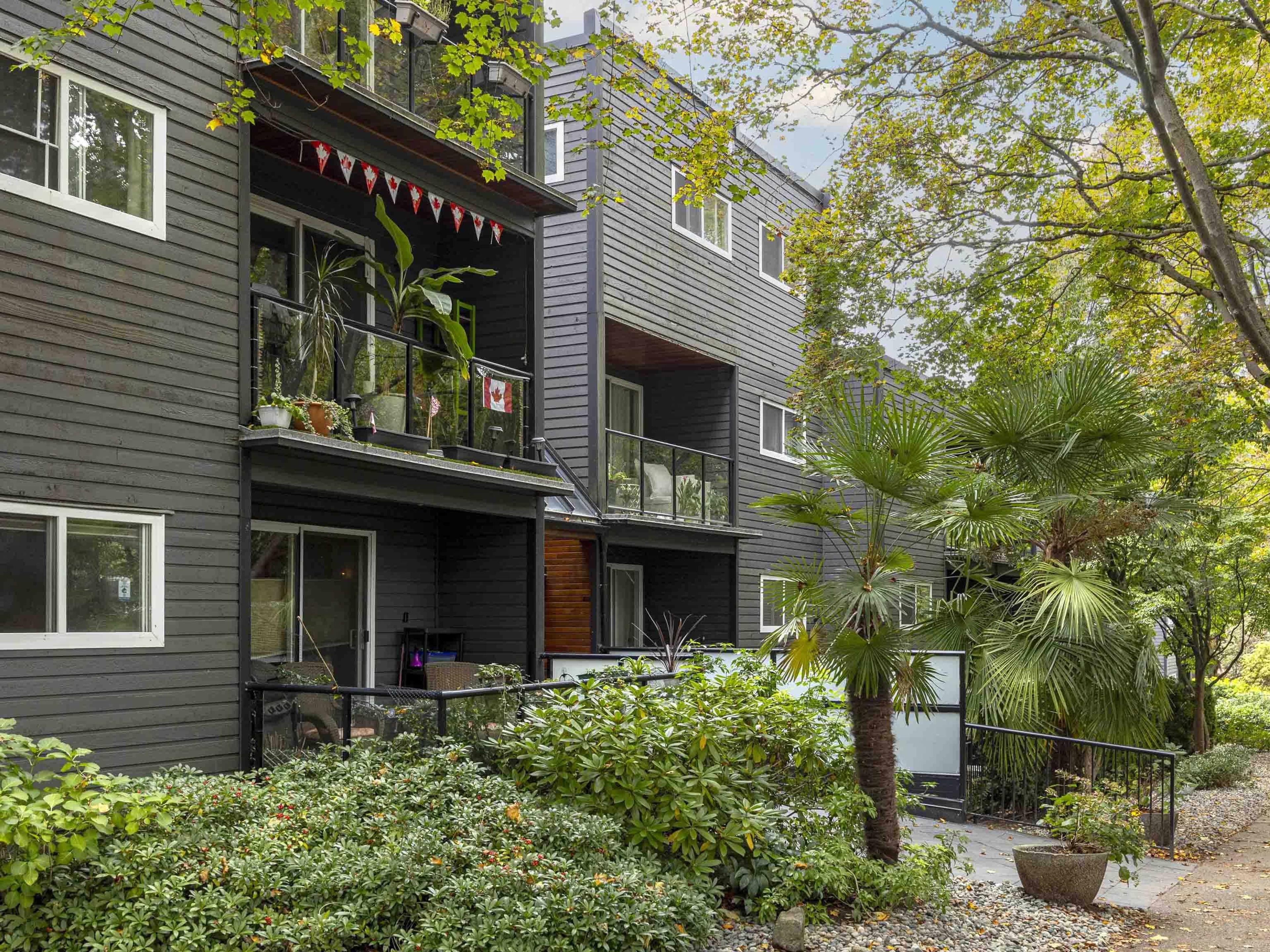 1550 Barclay Street, Vancouver - Exteriors - Photo 4