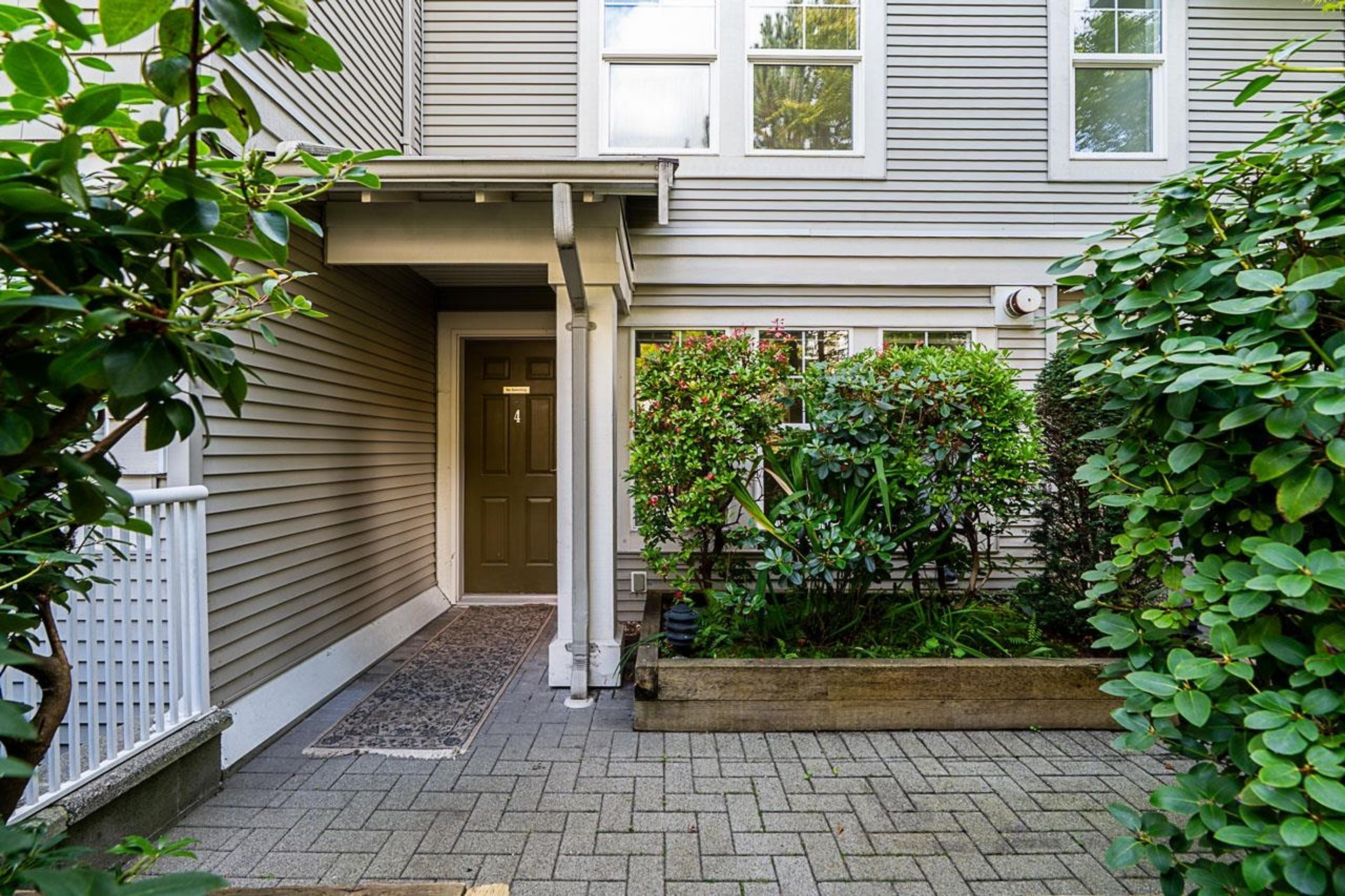 7179 18th Avenue, Burnaby - Exteriors - Photo 4