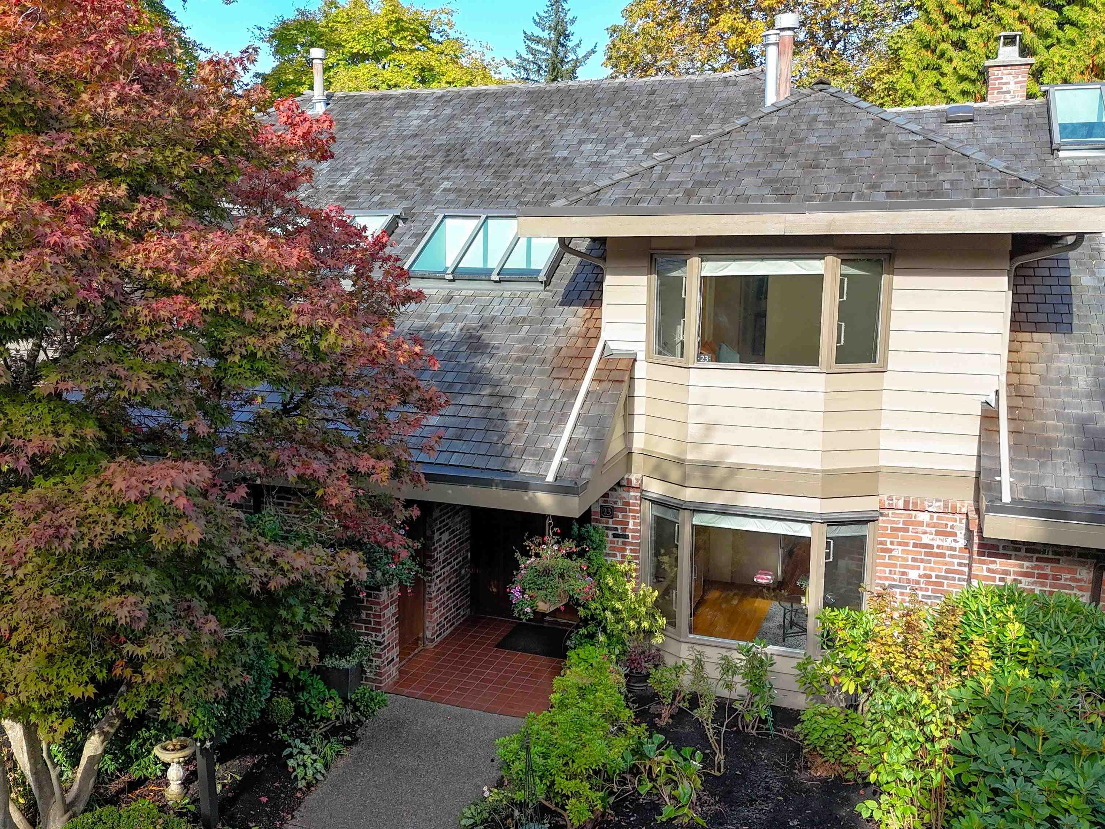 4900 Cartier Street, Vancouver - Exteriors - Photo 2