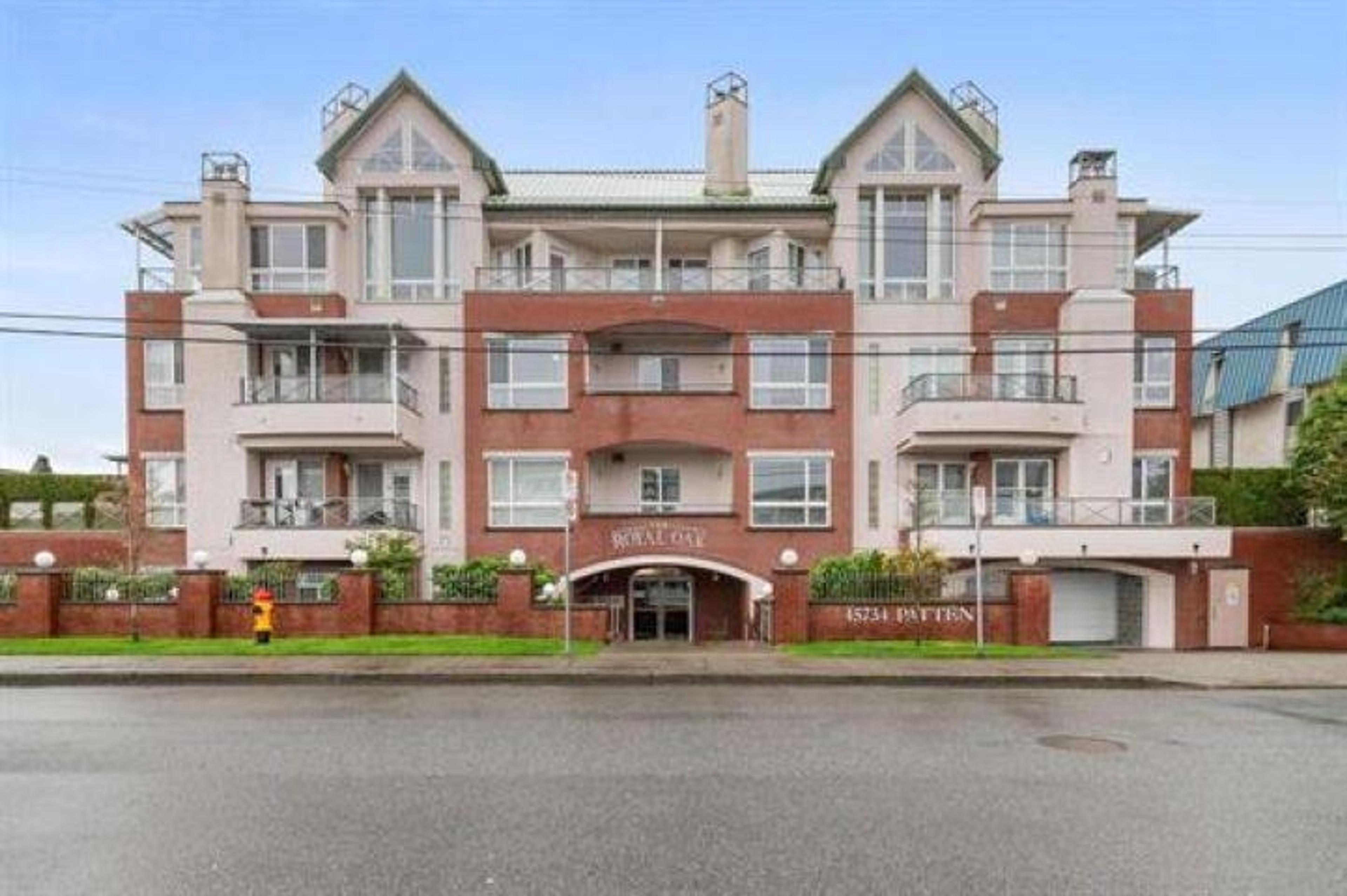 45734 Patten Avenue, Chilliwack - Exteriors - Full Complex View - Photo 3