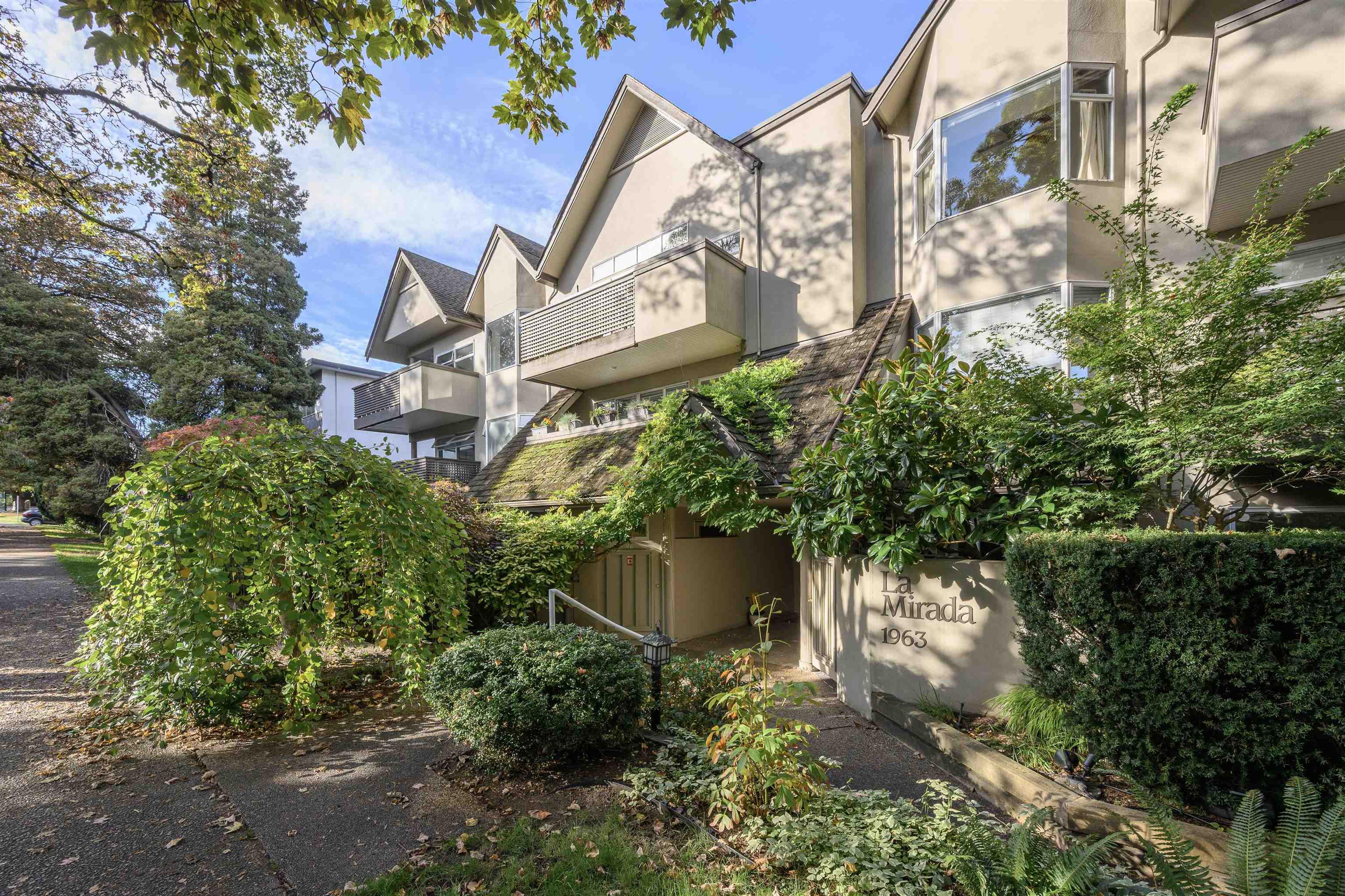 1963 W 3rd Avenue, Vancouver - Exteriors - Full Complex View - Photo 1