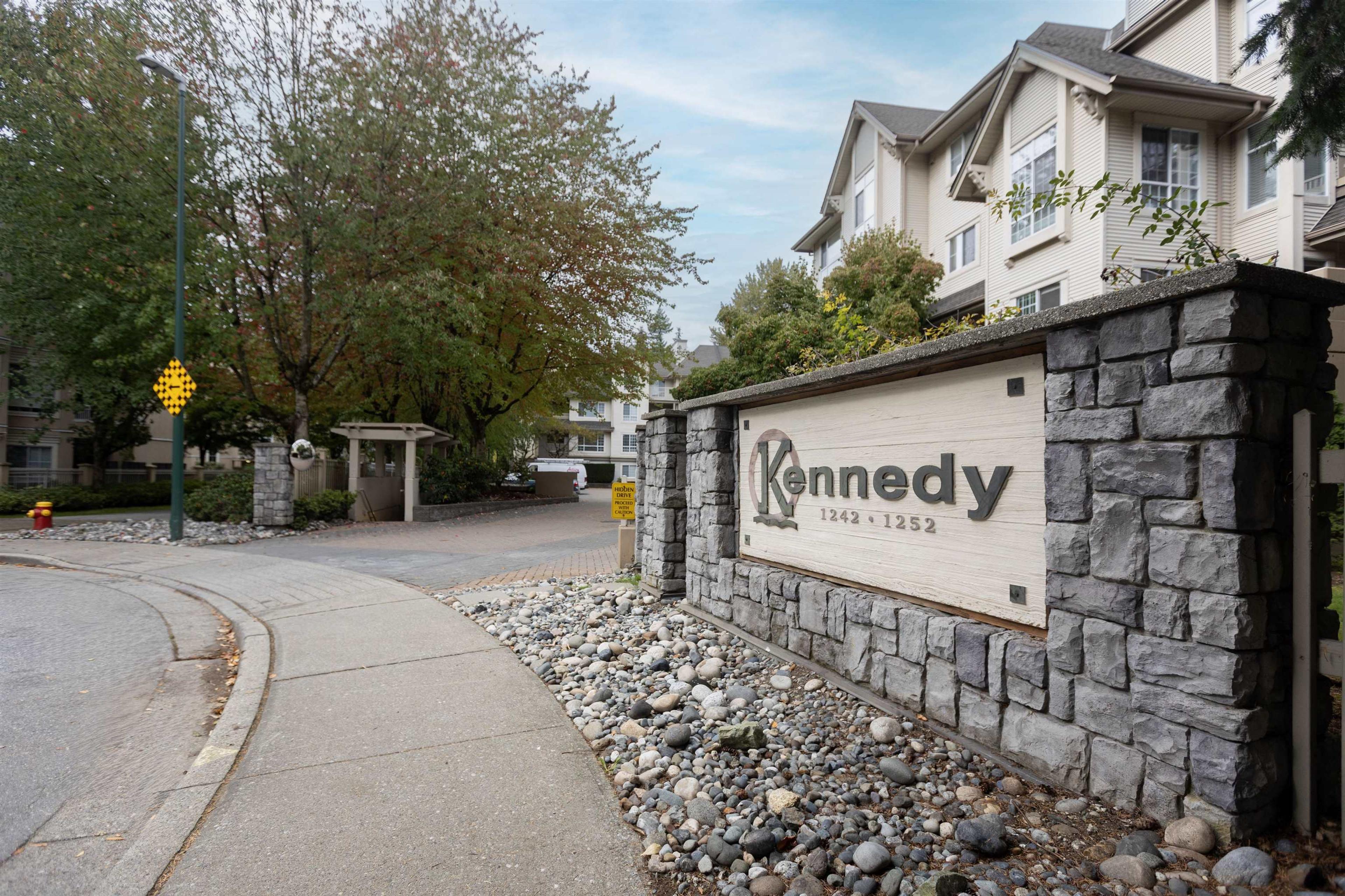 1252 Town Centre Boulevard, Coquitlam - Exteriors - Photo 2