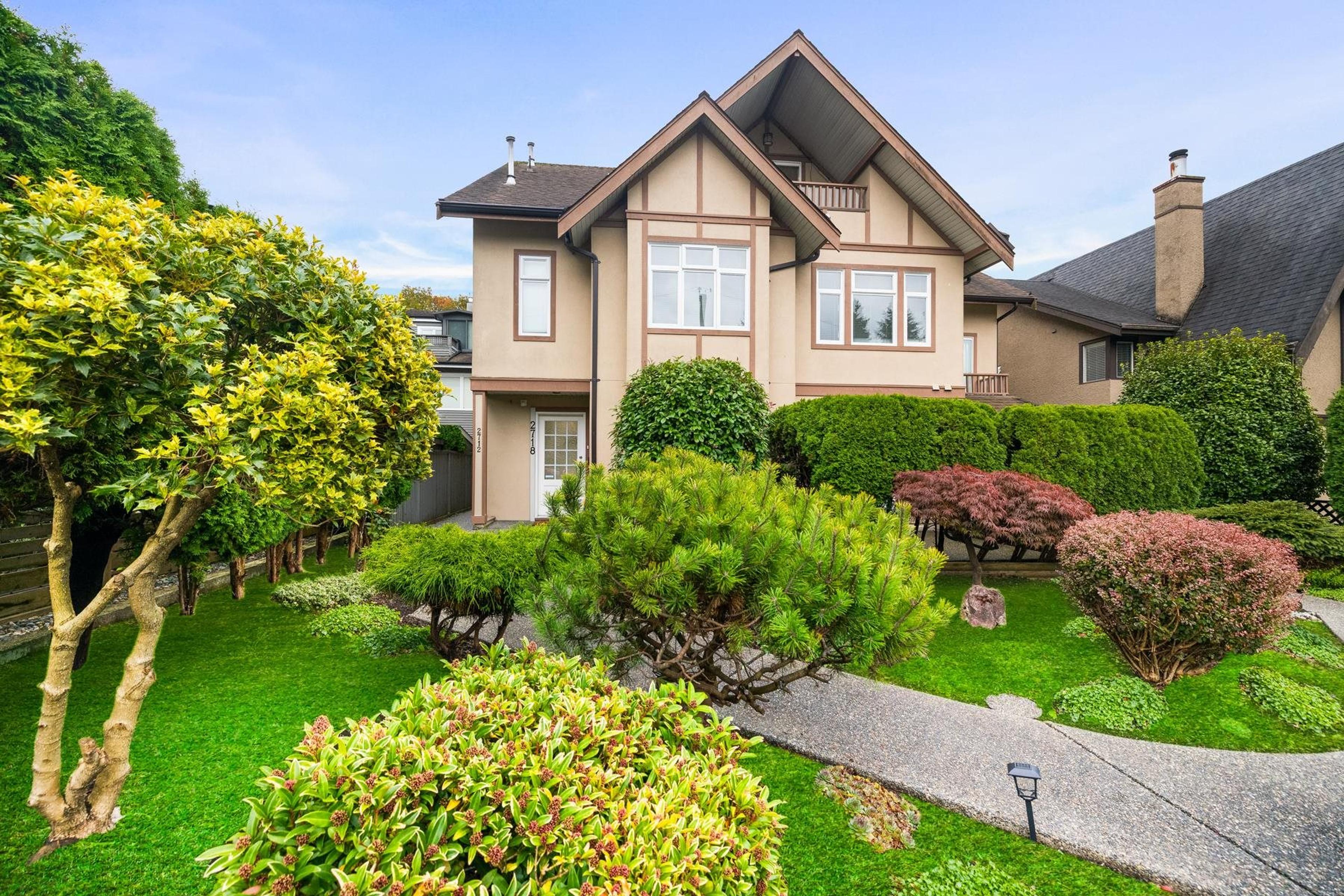 2718 W 3rd Avenue, Vancouver - Exteriors - Photo 2