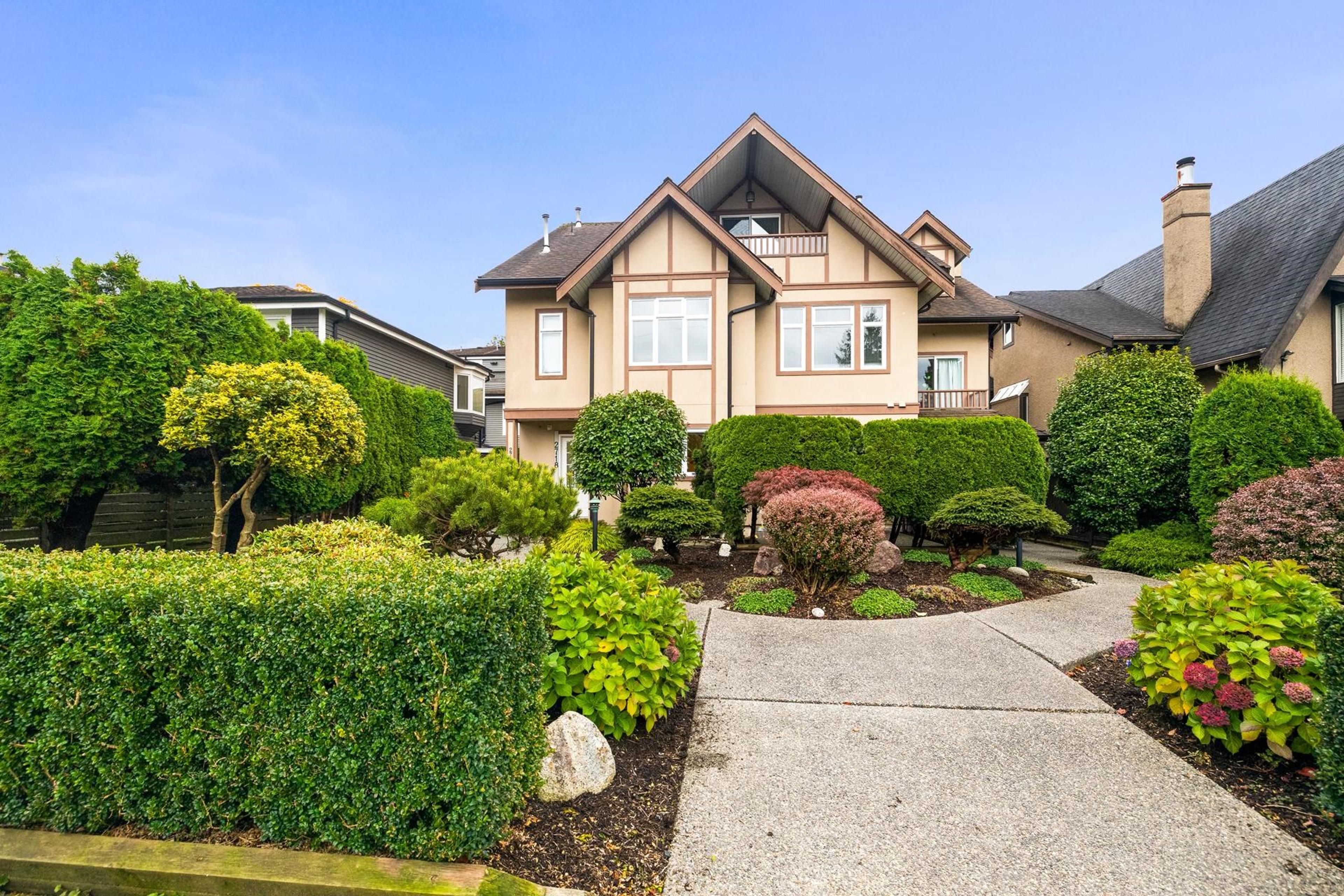 2718 W 3rd Avenue, Vancouver - Exteriors - Photo 3