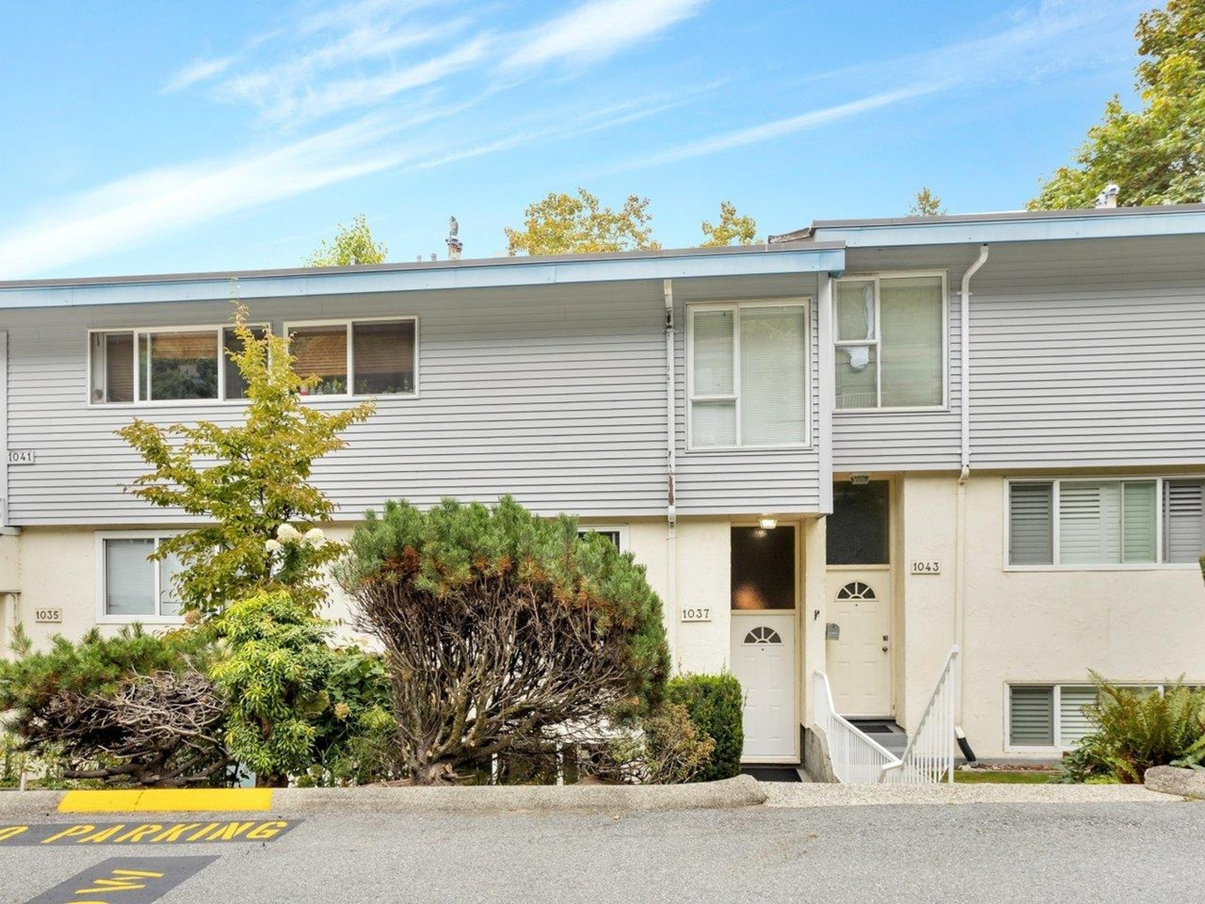 1087 Cecile Drive, Port Moody - Exteriors - Photo 2