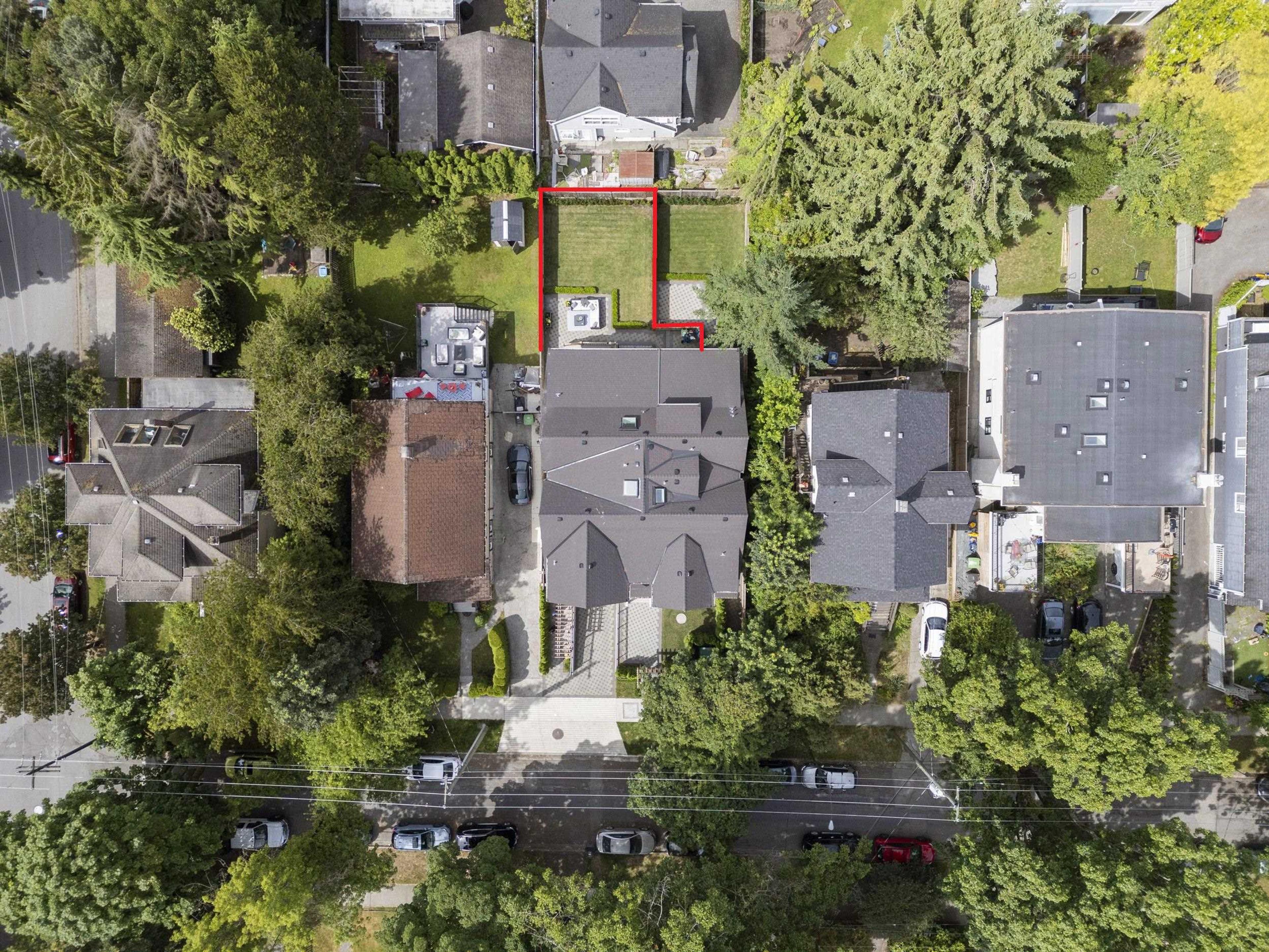 2377 W 7th Avenue, Vancouver - Exteriors - Drone/Aerial View, Marked/Pin - Photo 4