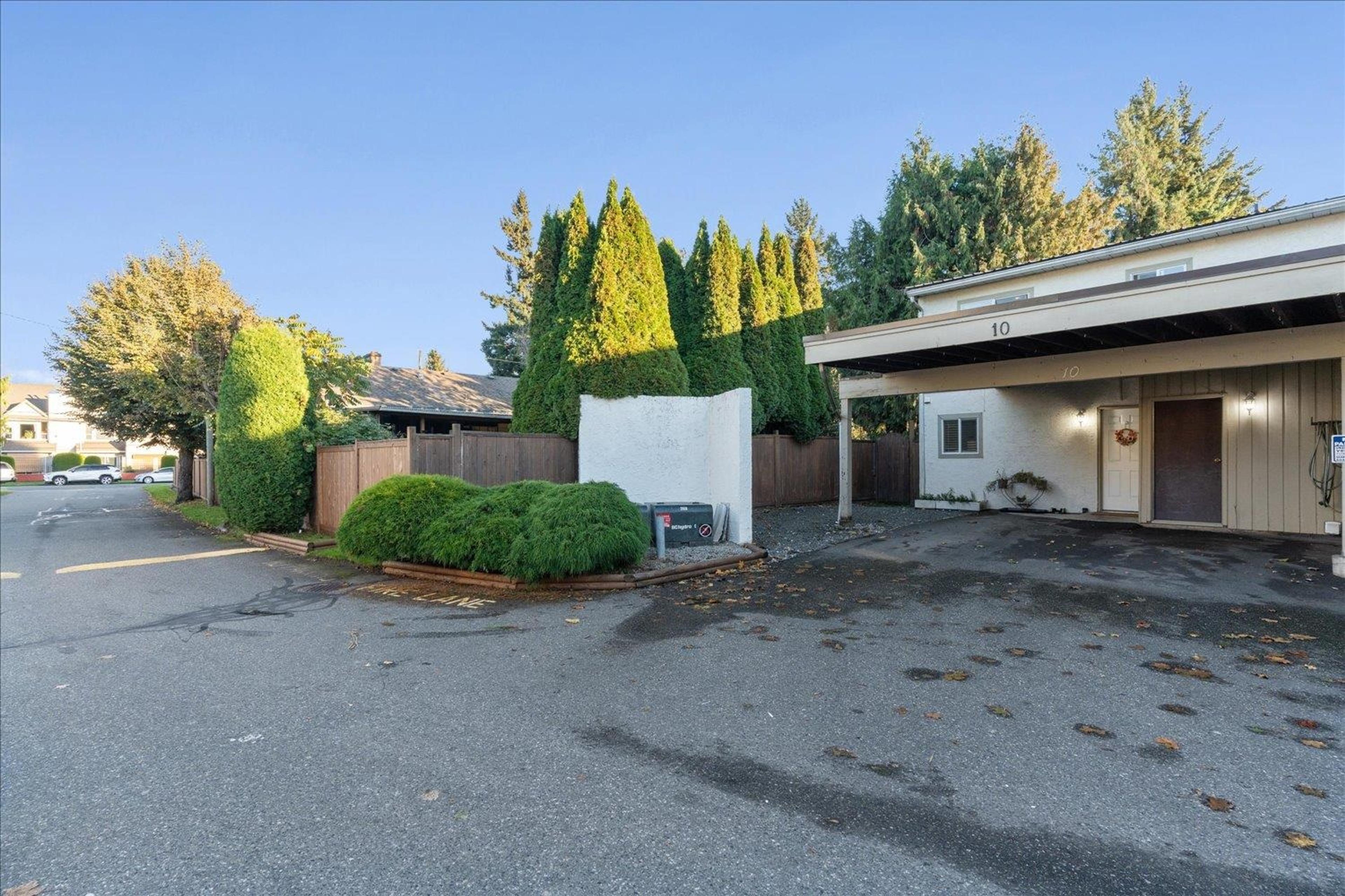 9473 Hazel Street, Chilliwack - Exteriors - Photo 1