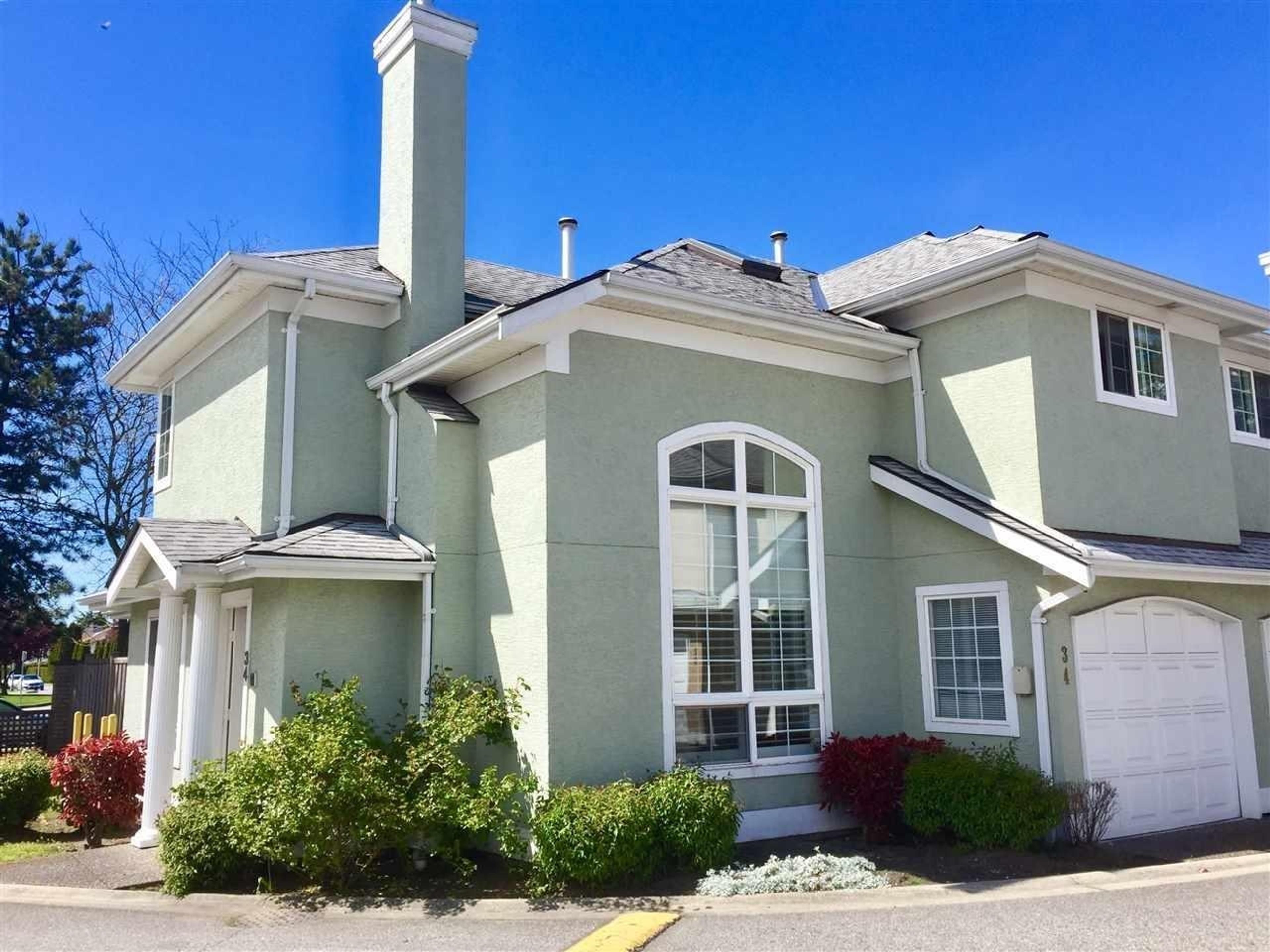 10280 Bryson Drive, Richmond - Exteriors - Photo 1