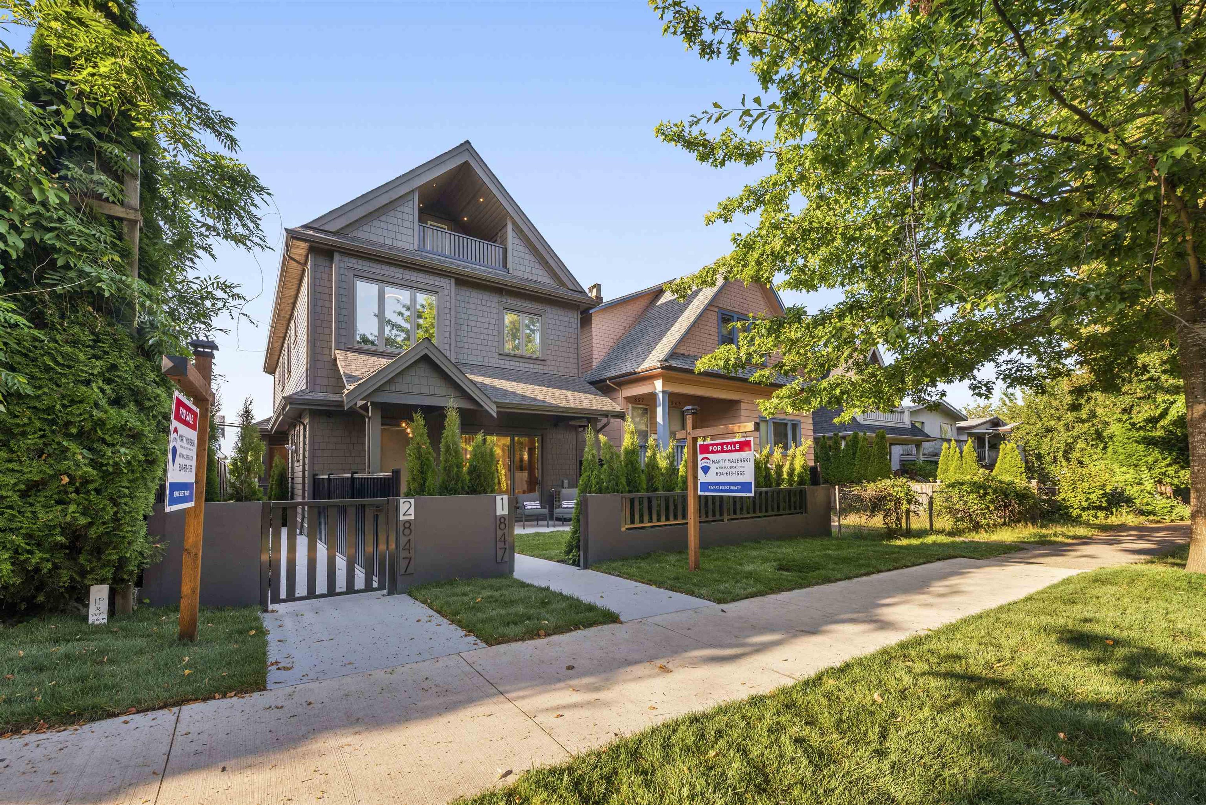 847 E 10th Avenue, Vancouver - Exteriors - Photo 3