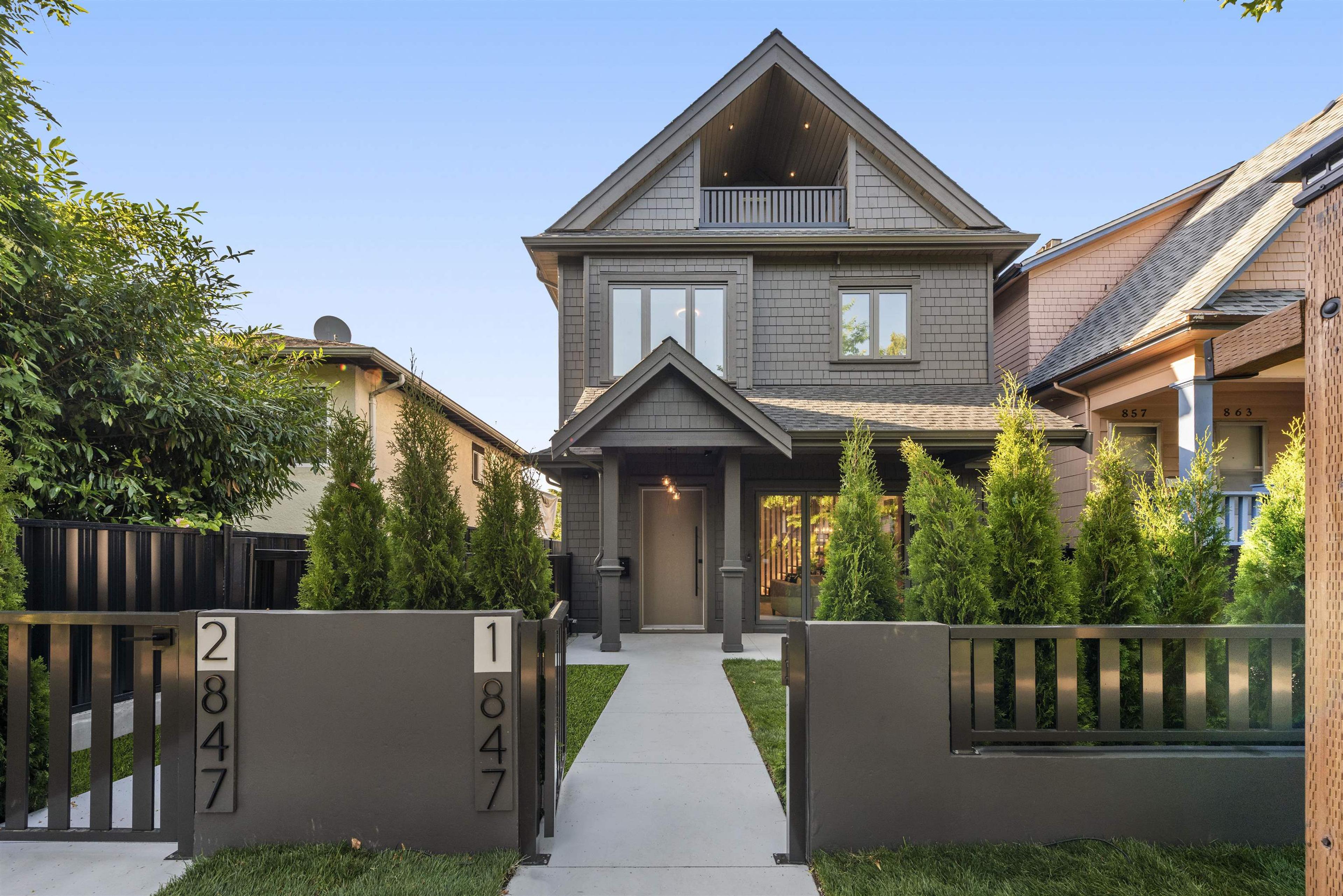 847 E 10th Avenue, Vancouver - Exteriors - Photo 5