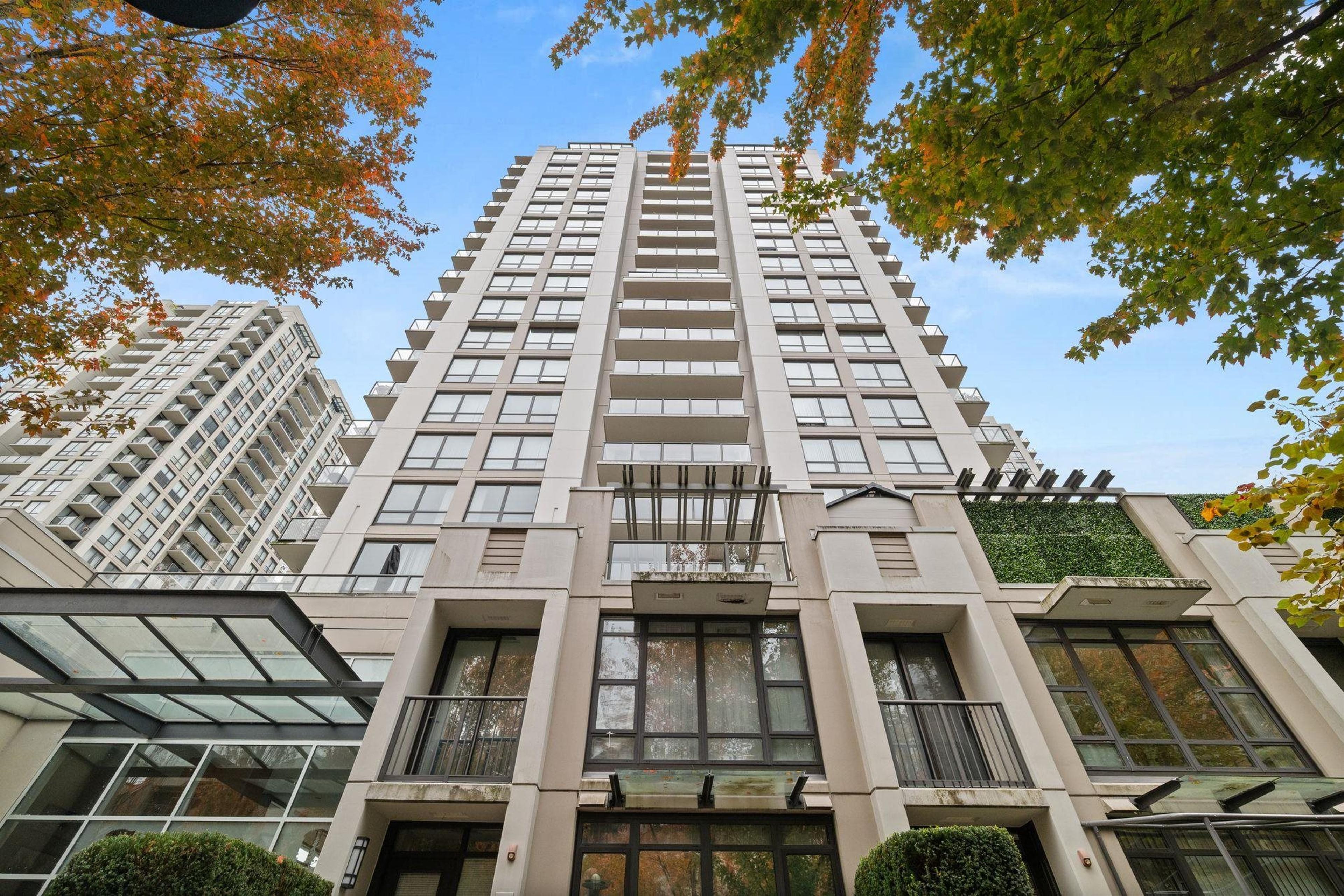 1185 The High Street, Coquitlam - Exteriors - Photo 2