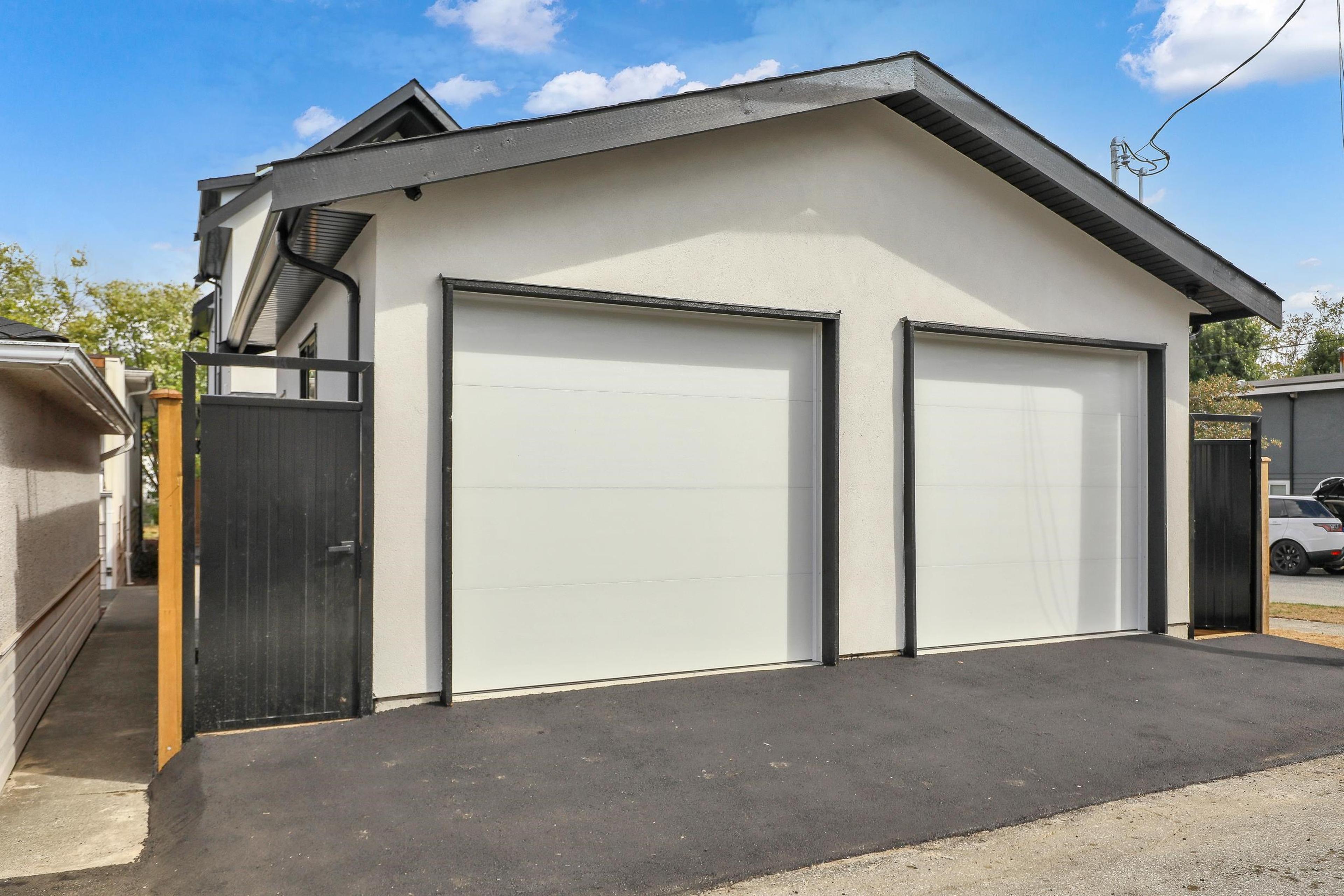 3695 E 26 Ave Avenue, Vancouver - Exteriors - Photo 5