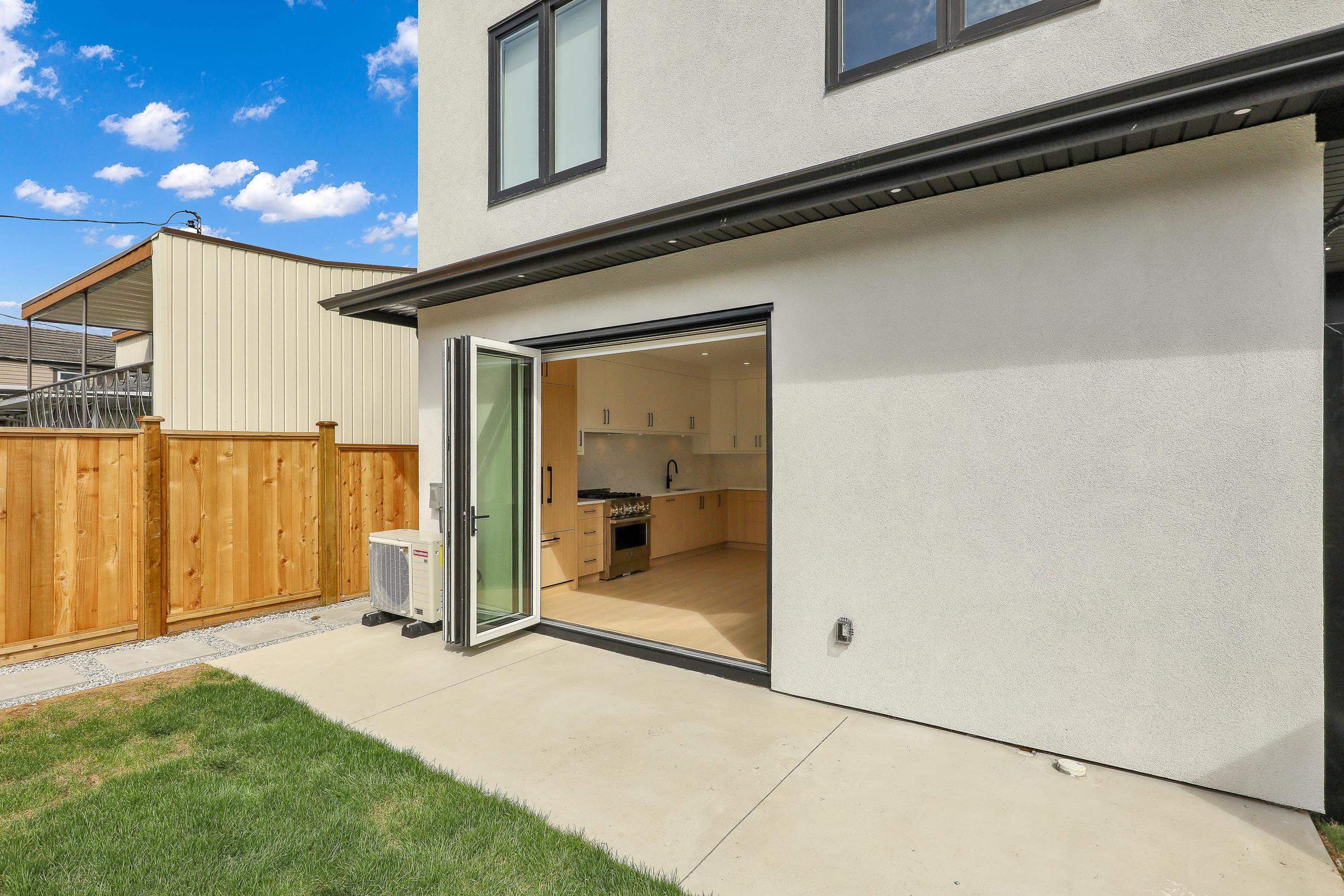 3695 E 26 Ave Avenue, Vancouver - Exteriors - Photo 6