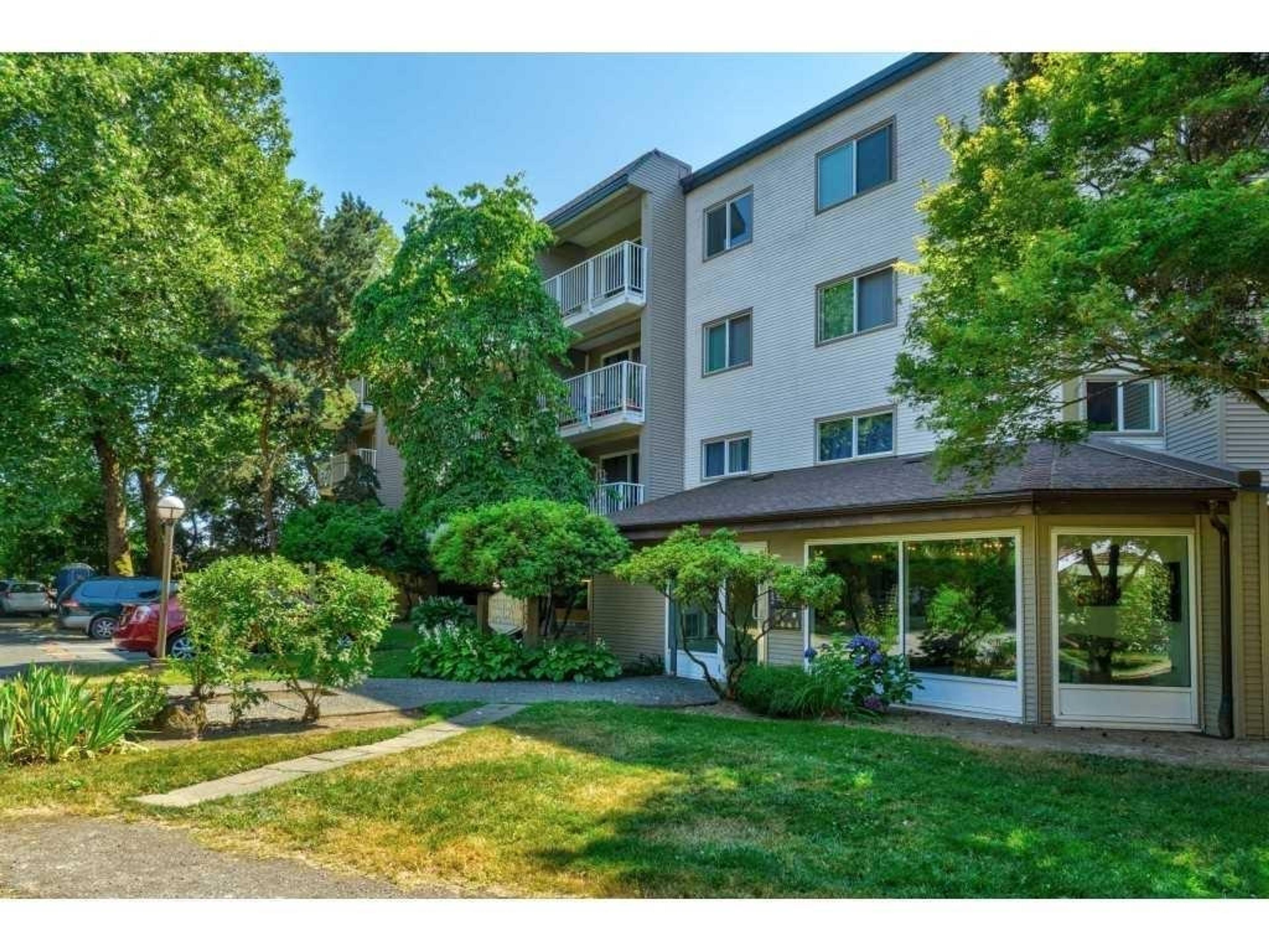 8740 Citation Drive, Richmond - Exteriors - Photo 2