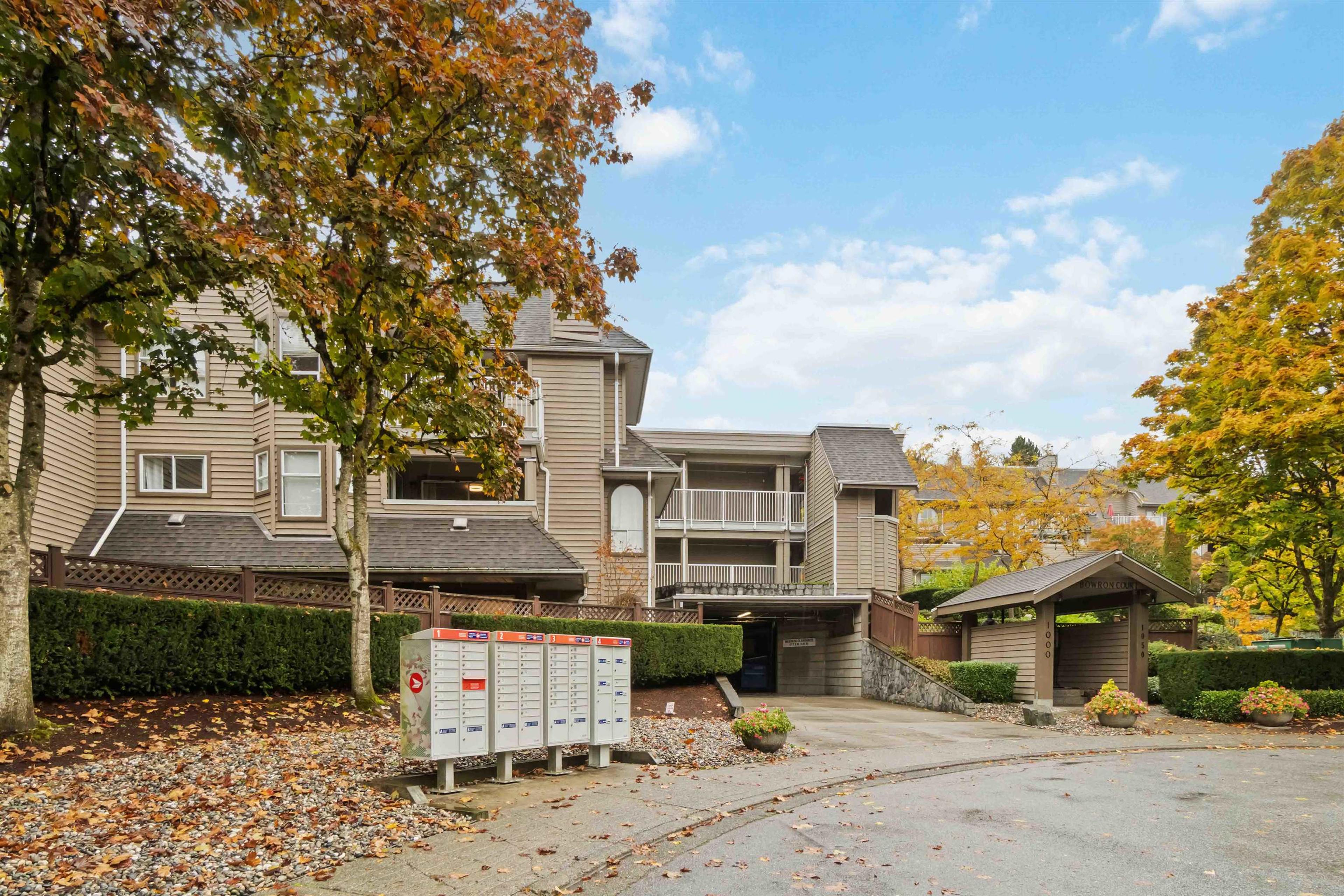 1000 Bowron Court, North Vancouver - Exteriors - Full Complex View - Photo 3