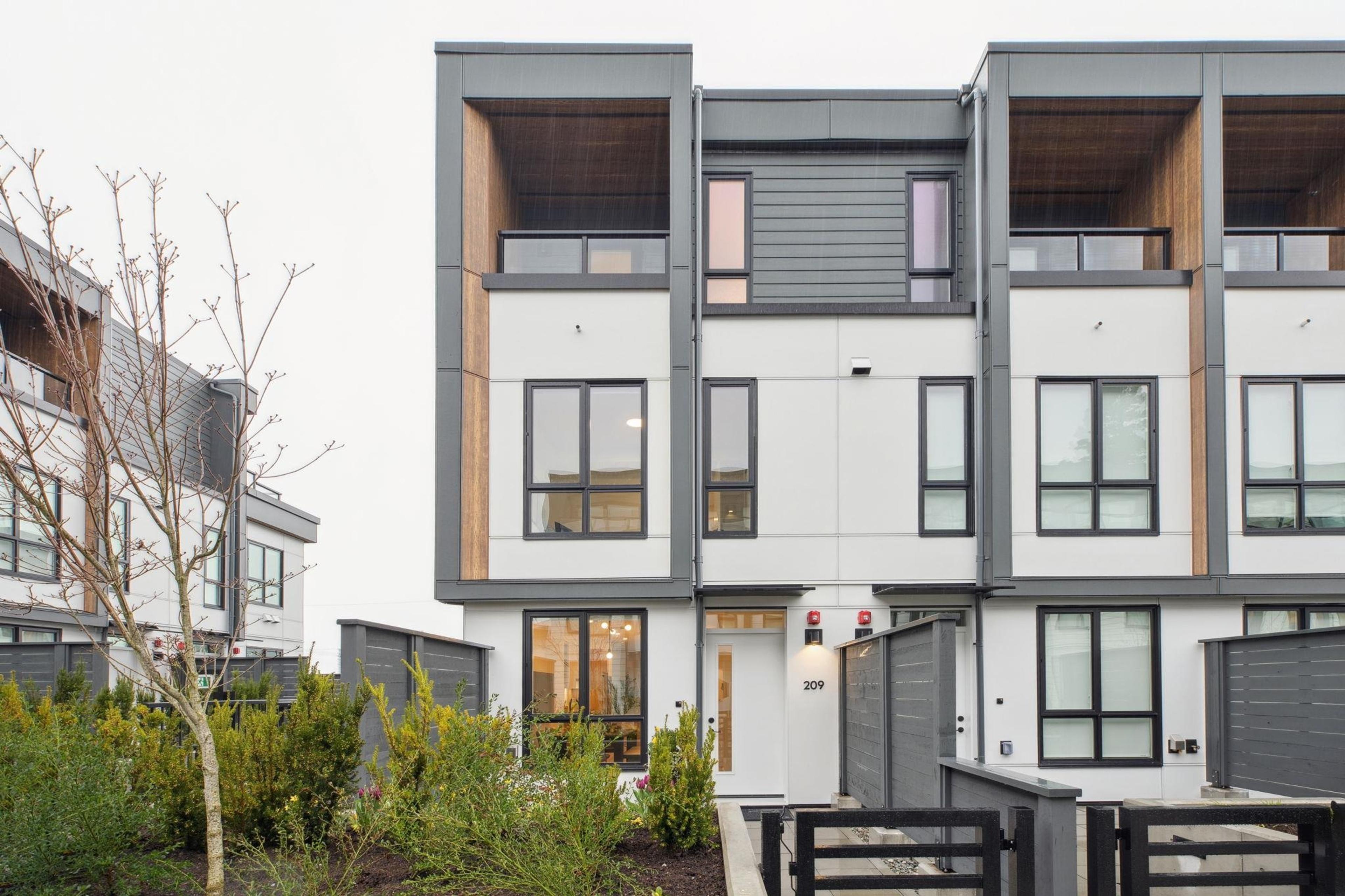 715 Ducklow Street, Coquitlam - Exteriors - Full Complex View - Photo 1