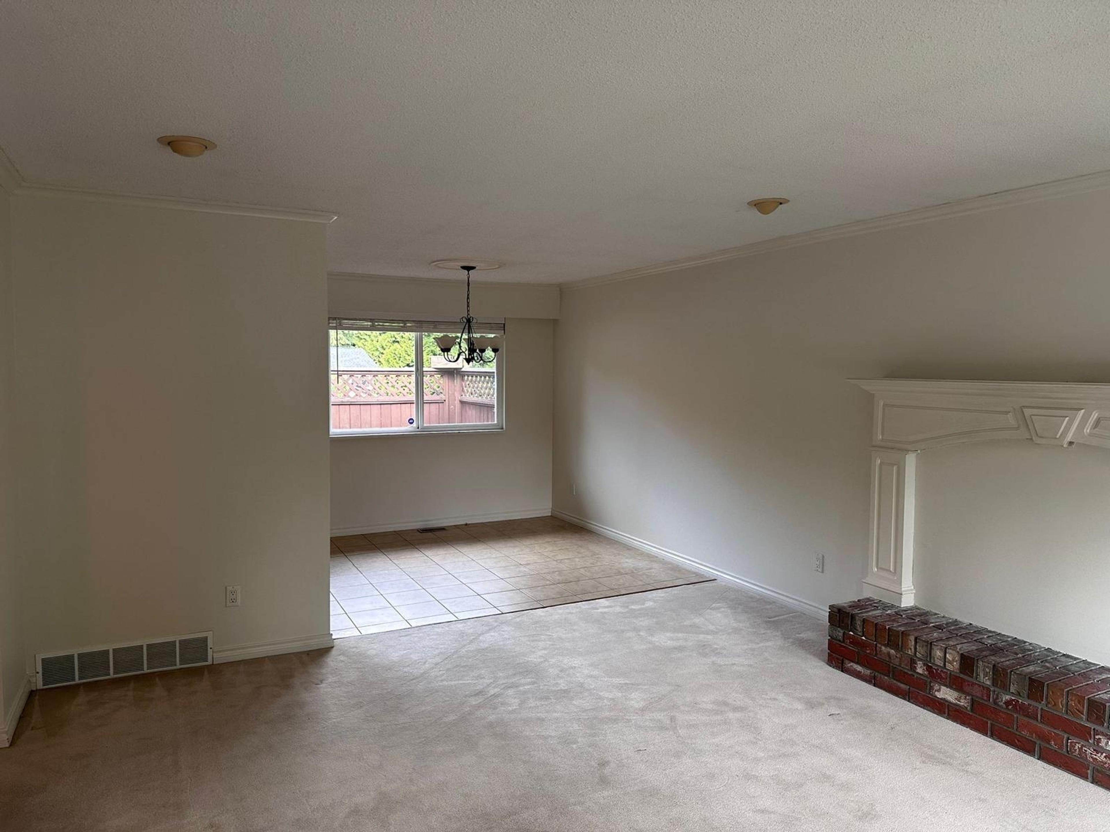 4907 202A STREET - Image 3